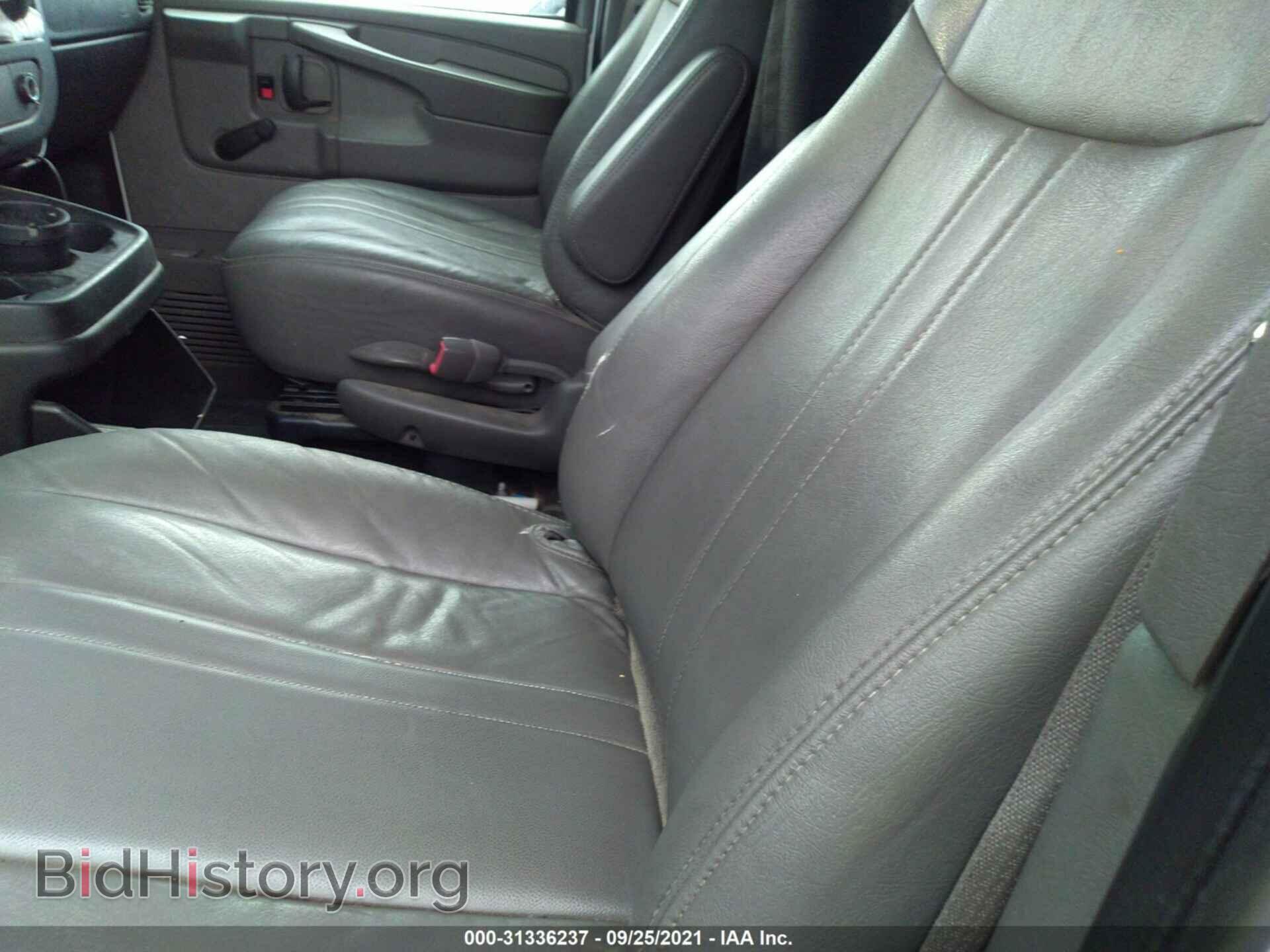 2012 CHEVROLET EXPRESS CARGO VAN - VIN: 1GCSGAFX4C1140632 - Photo 8