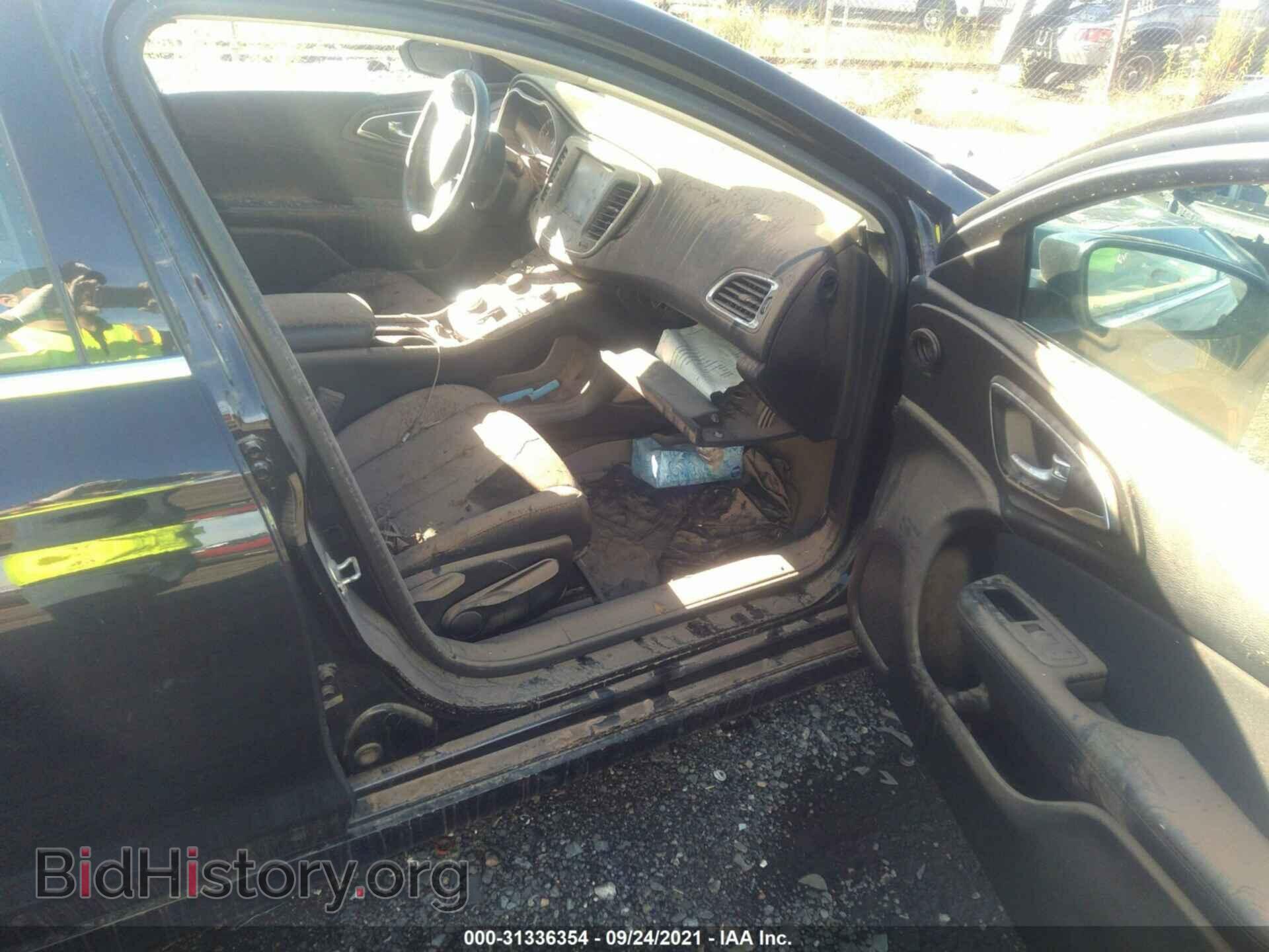 2015 CHRYSLER 200 - VIN: 1C3CCCAB6FN654877 - Фото 5