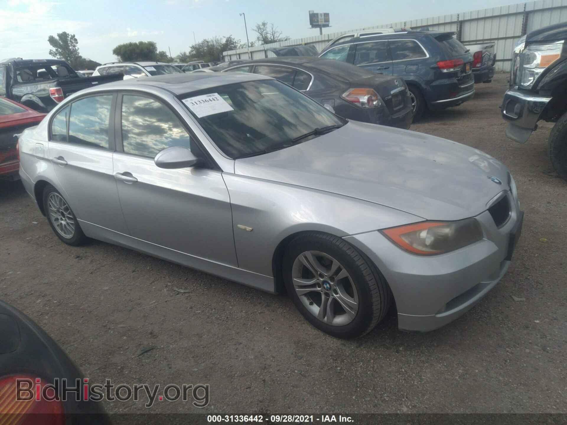 Photo WBAVC53548FZ82476 - BMW 3 SERIES 2008