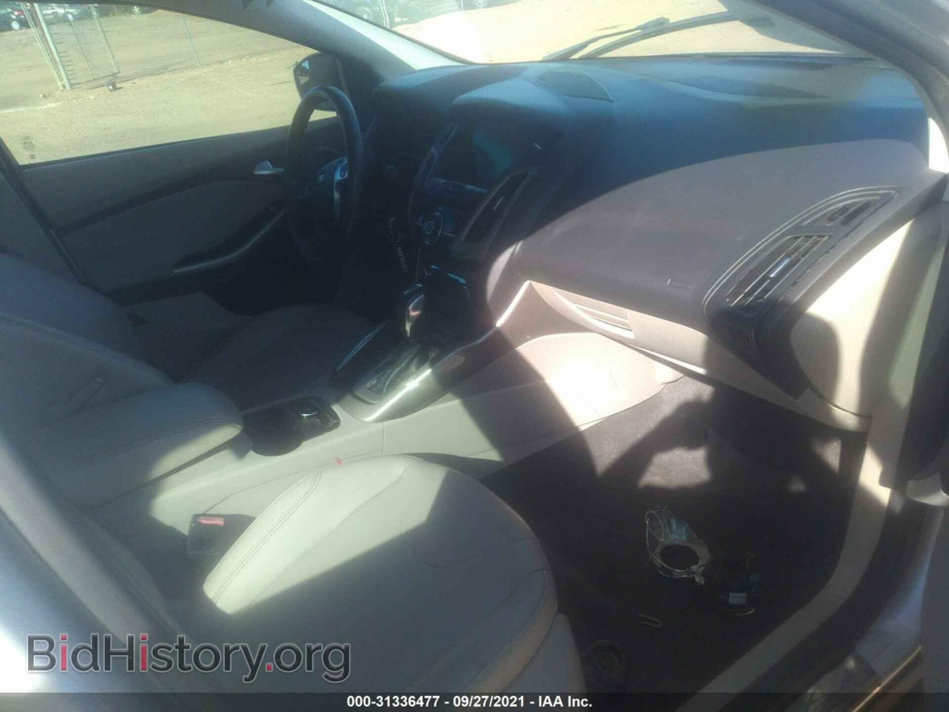 2012 FORD FOCUS - VIN: 1FAHP3M21CL384875 - Photo 5