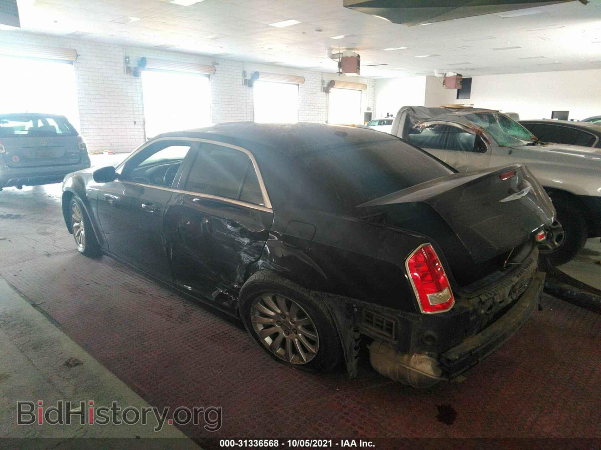 2012 CHRYSLER 300 - VIN: 2C3CCAAG7CH192656 - Photo 3