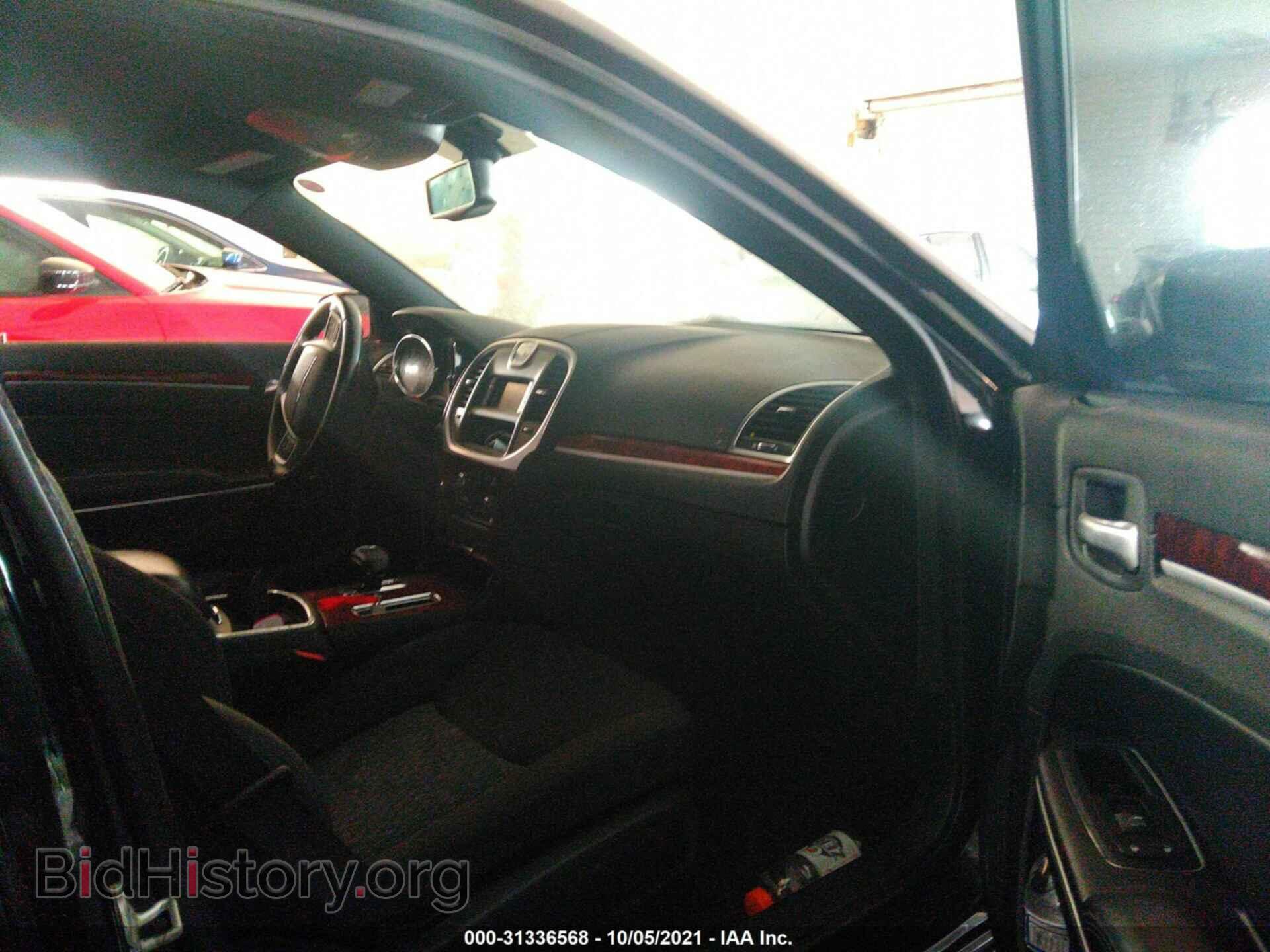 2012 CHRYSLER 300 - VIN: 2C3CCAAG7CH192656 - Photo 5