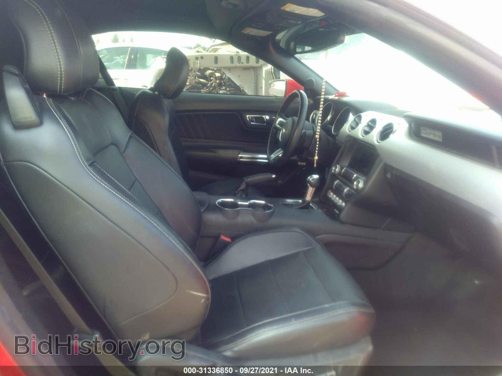 2016 FORD MUSTANG - VIN: 1FATP8UH1G5231922 - Фото 5