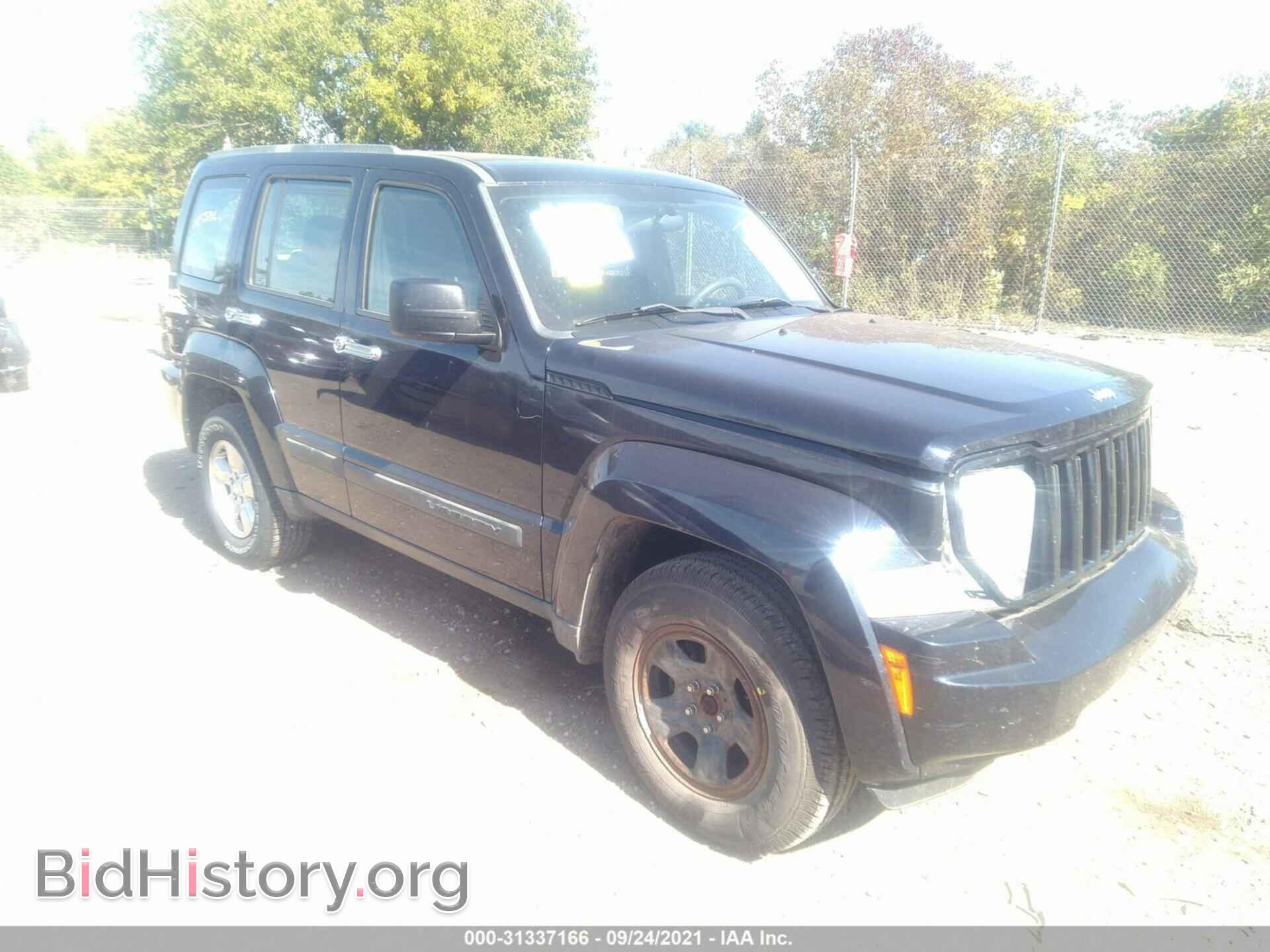 Фотография 1J4PN2GK3BW518178 - JEEP LIBERTY 2011