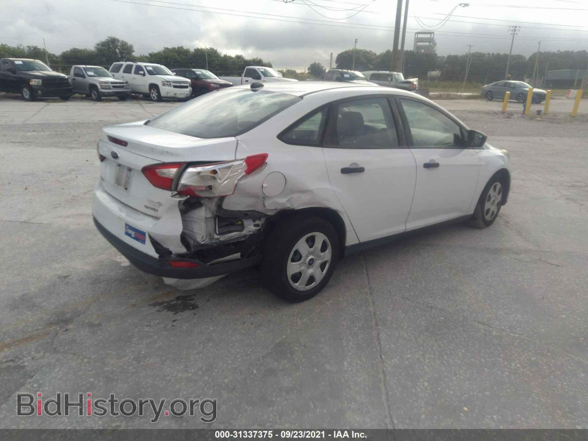 2012 FORD FOCUS - VIN: 1FAHP3E25CL444705 - Photo 4