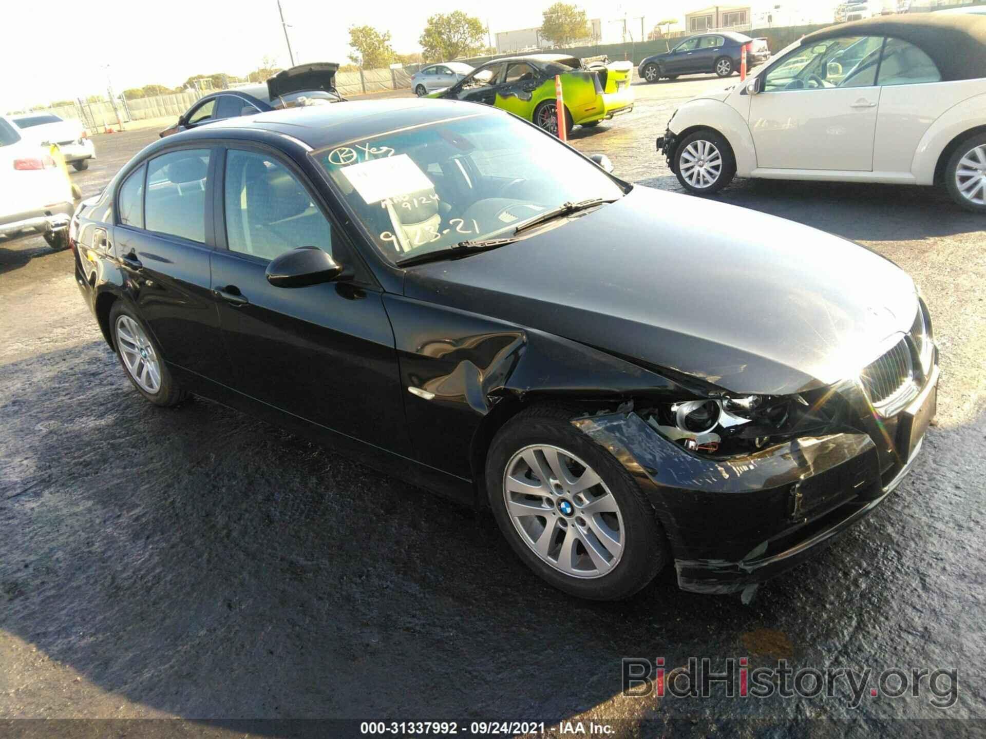 Photo WBAVB13566PT17100 - BMW 3 SERIES 2006