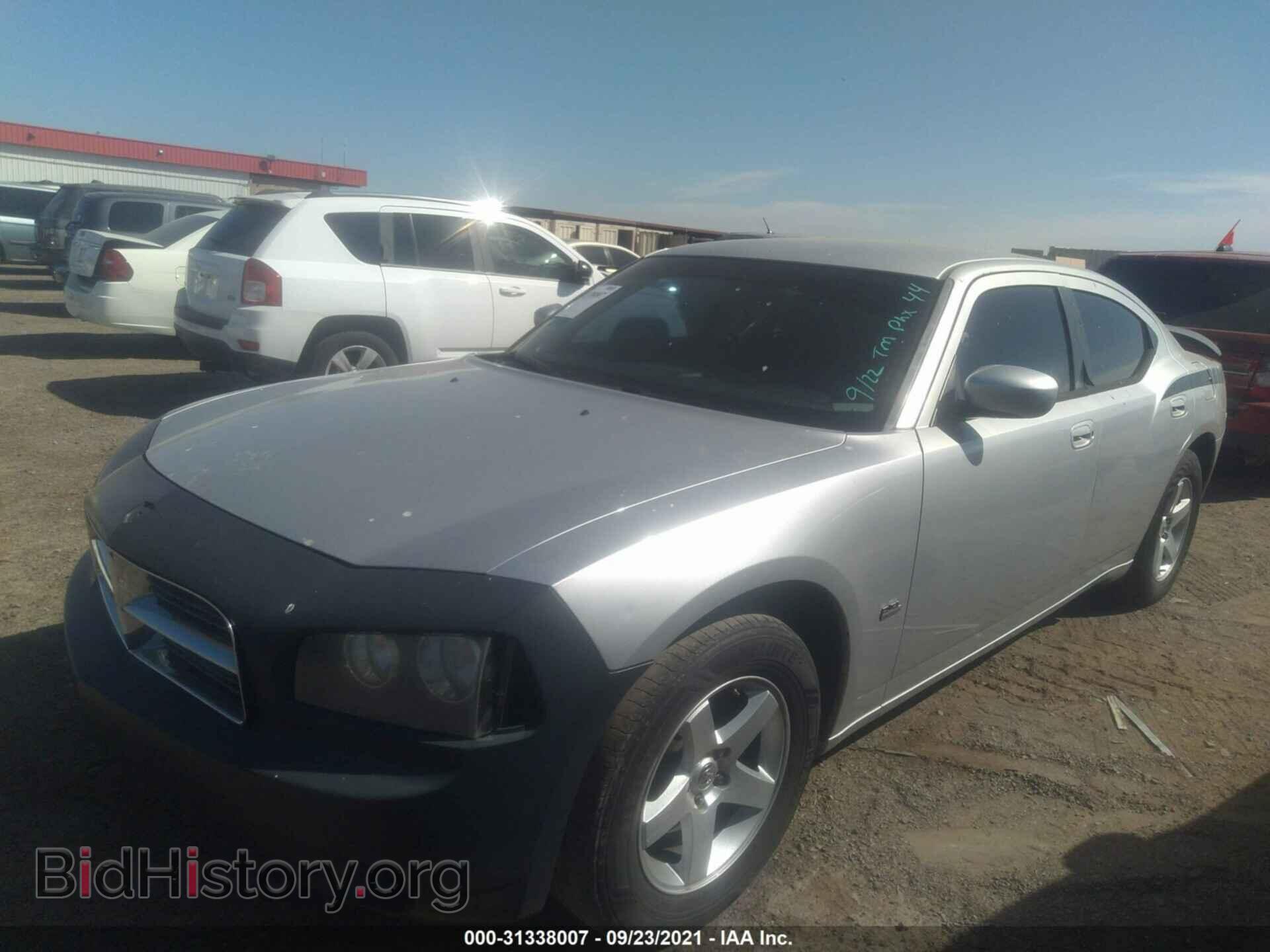 2010 DODGE CHARGER - VIN: 2B3CA2CV8AH251229 - Фото 2