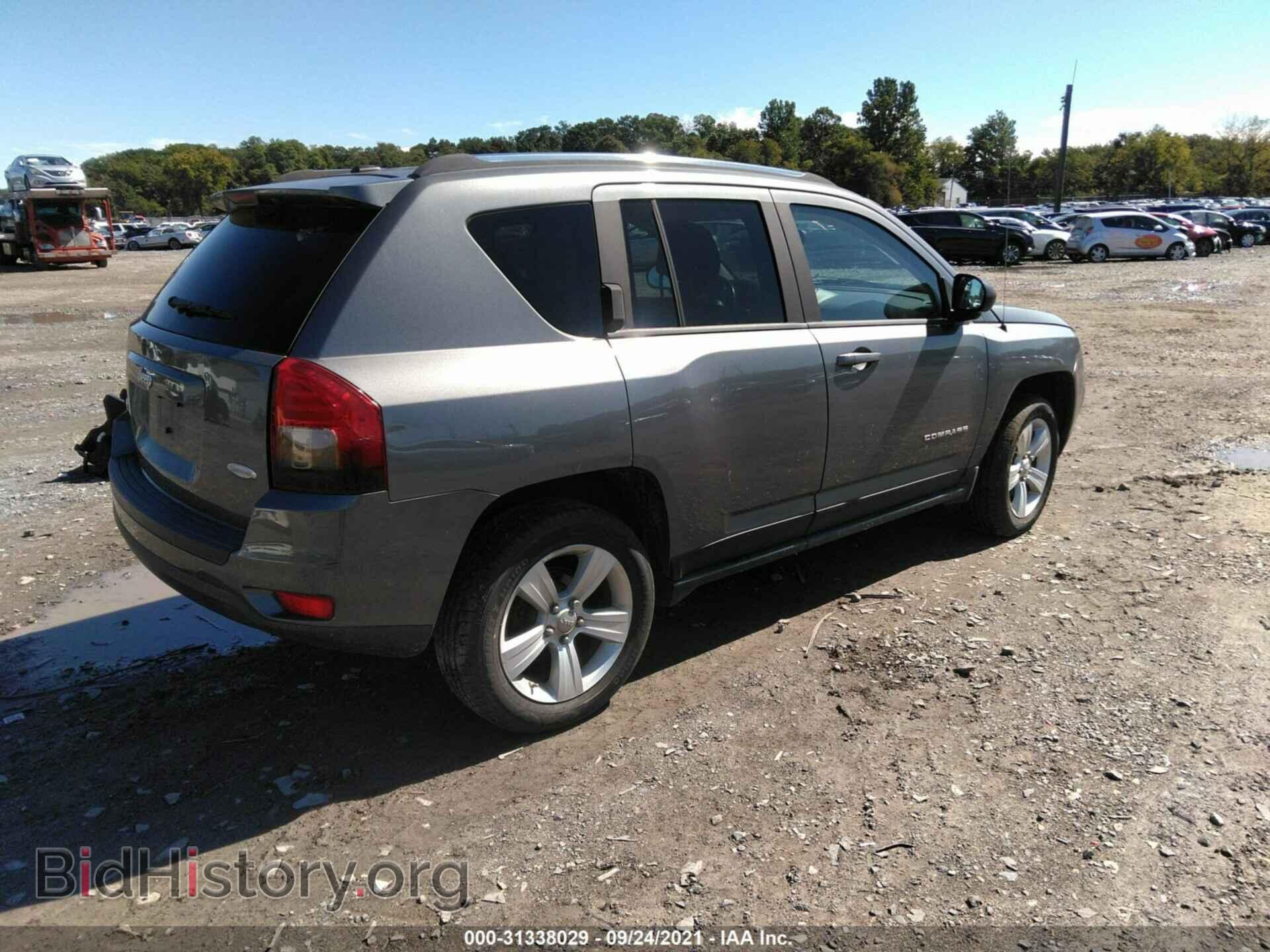 2012 JEEP COMPASS - VIN: 1C4NJDEB5CD572862 - Photo 4