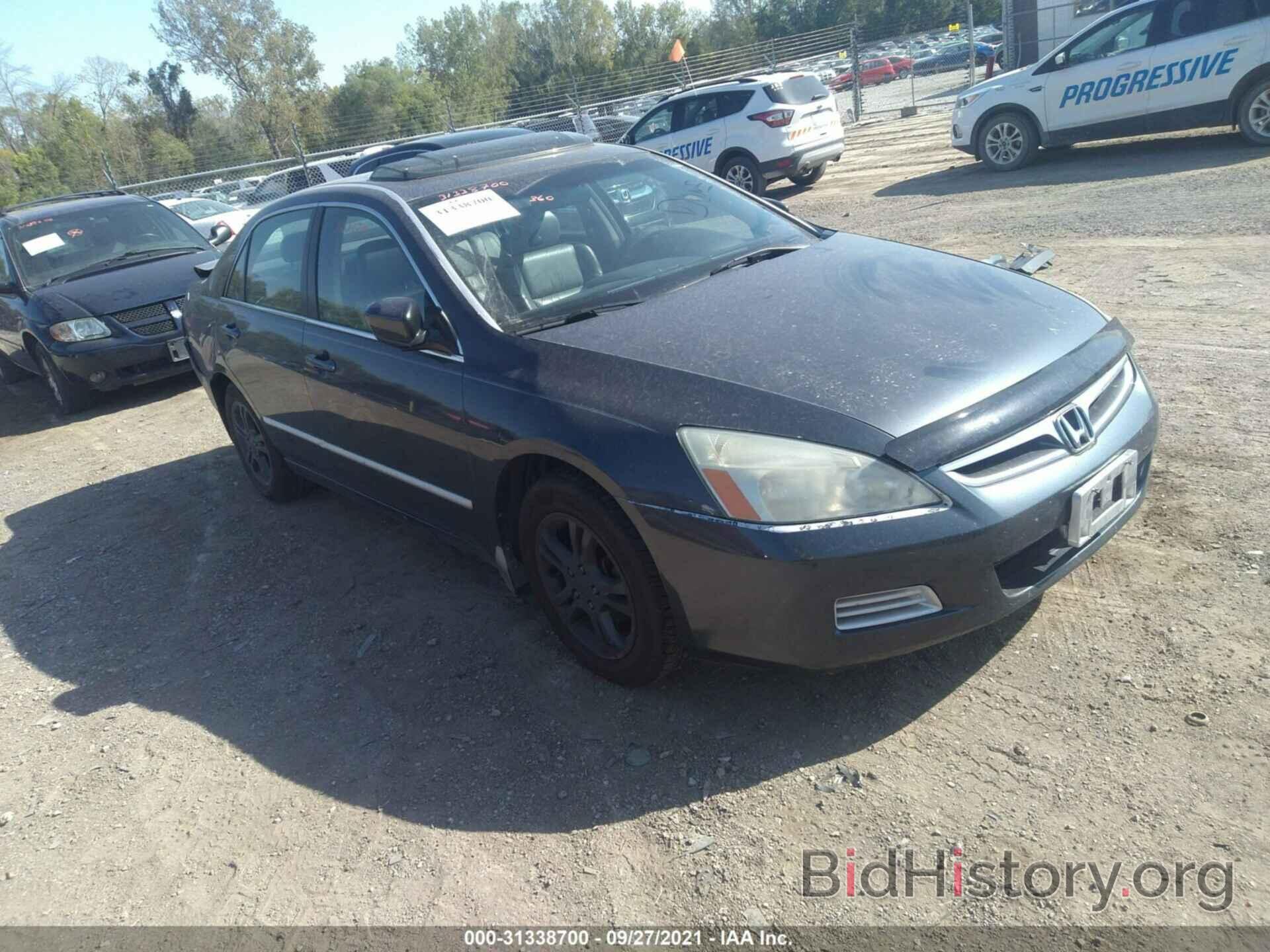 Photo 1HGCM568X6A066006 - HONDA ACCORD SDN 2006