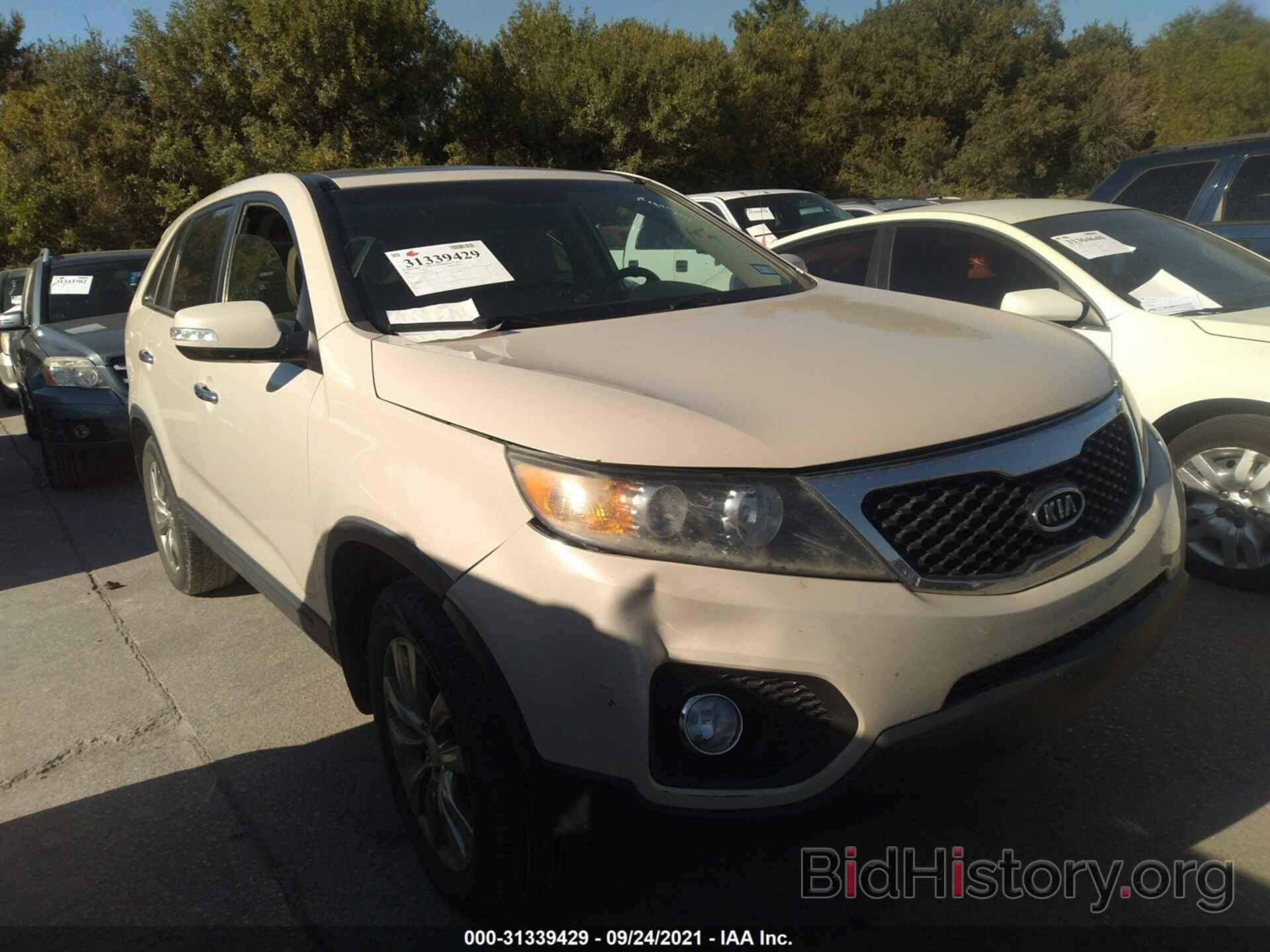 Photo 5XYKU4A26BG027771 - KIA SORENTO 2011