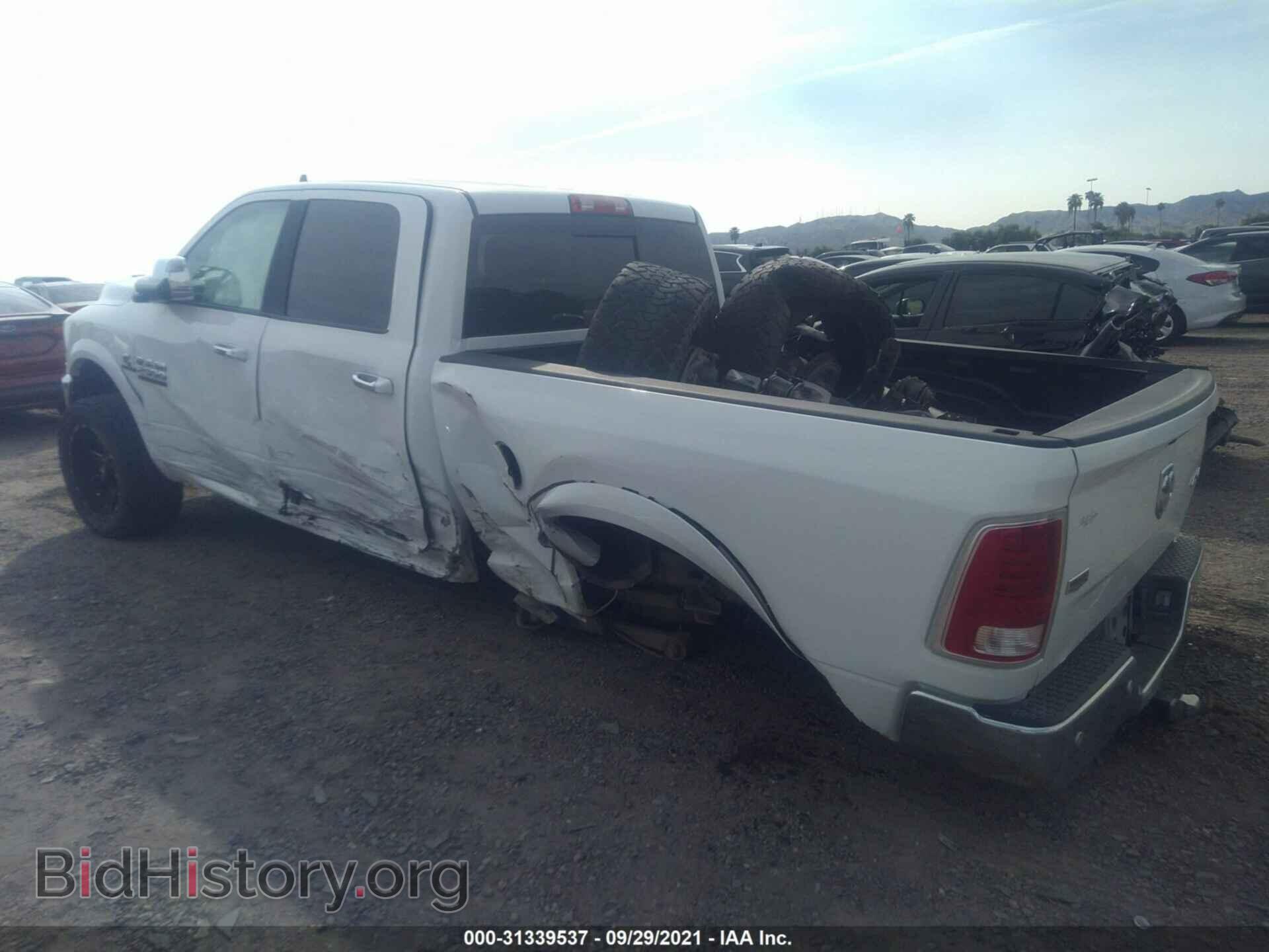2017 RAM 2500 - VIN: 3C6UR5FL8HG725575 - Фото 3