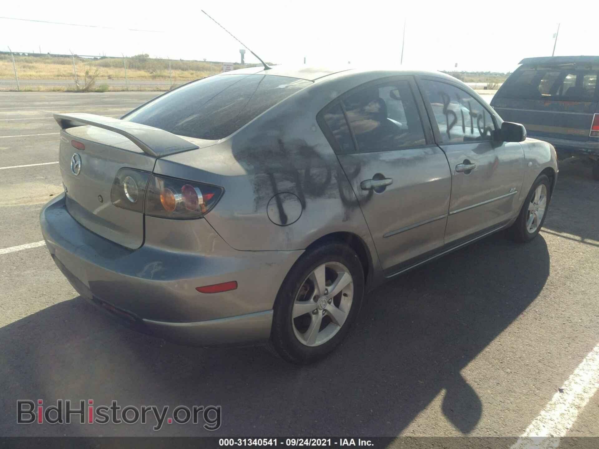 2006 MAZDA MAZDA3 - VIN: JM1BK123761415156 - Фото 4