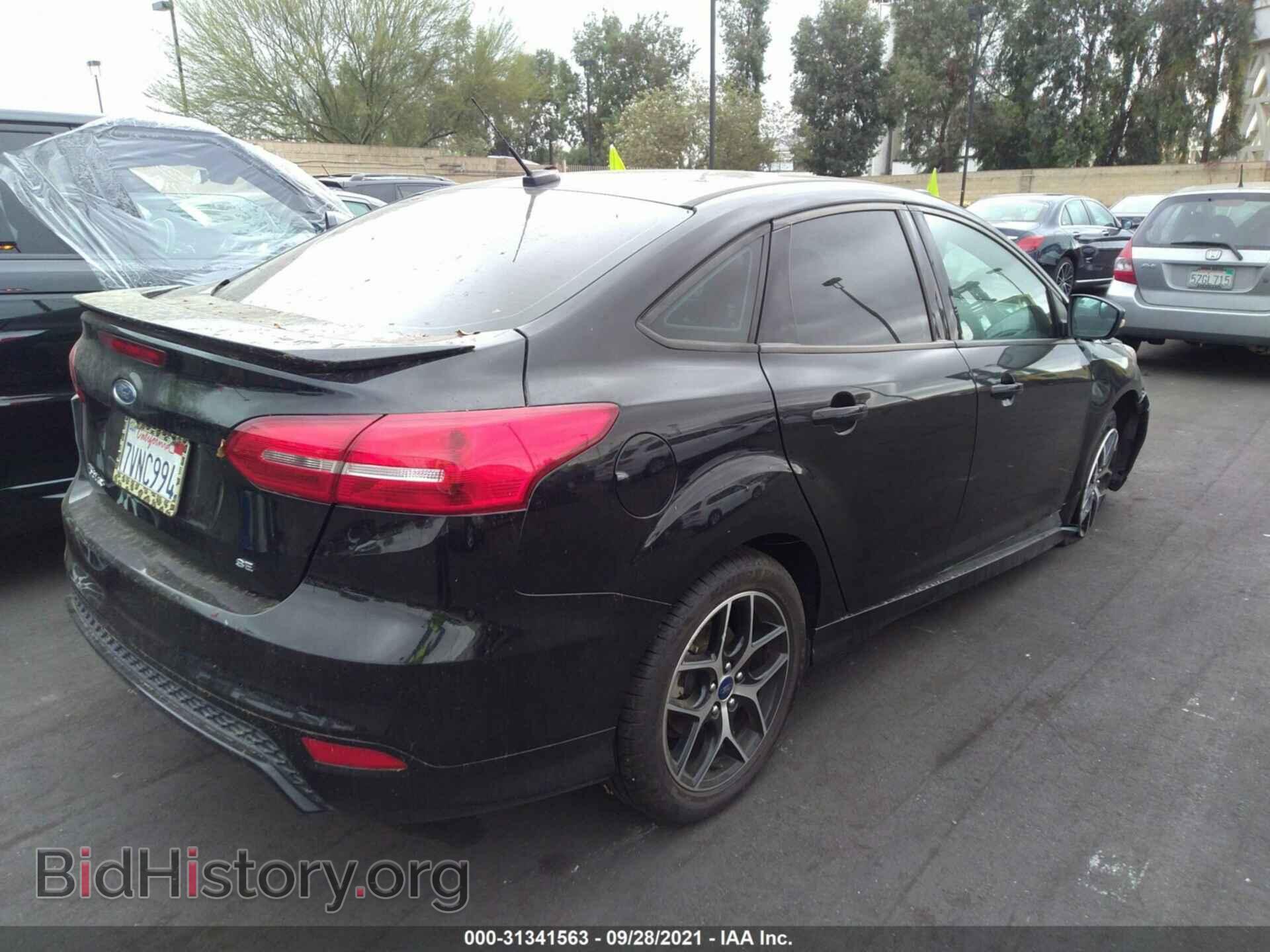2016 FORD FOCUS - VIN: 1FADP3F24GL383852 - Фото 4