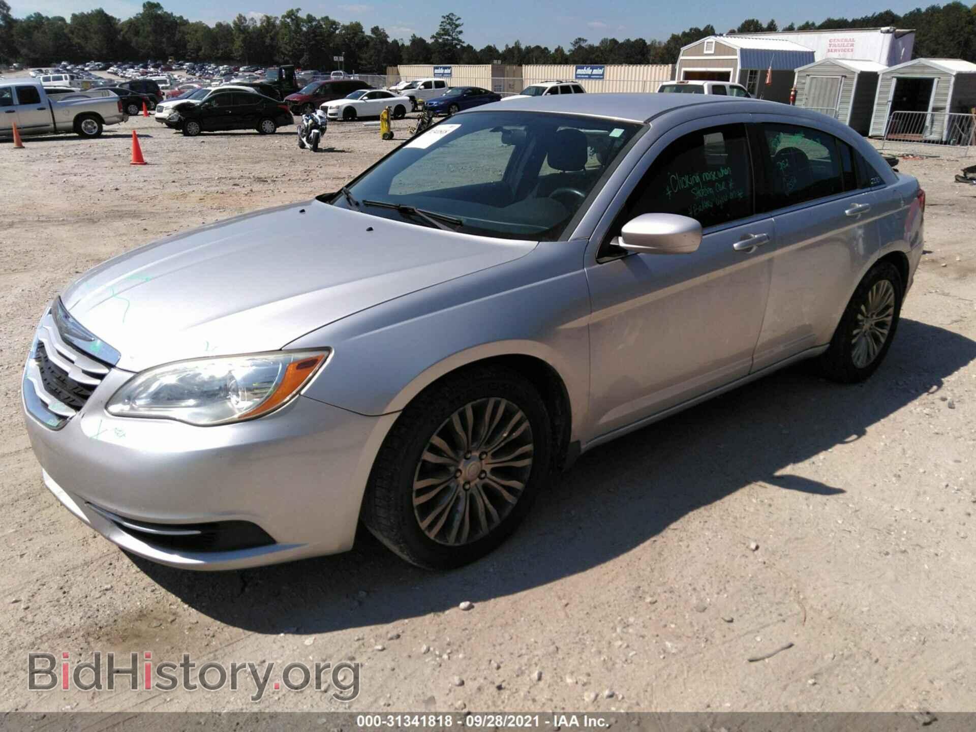 2012 CHRYSLER 200 - VIN: 1C3CCBAB4CN248716 - Фото 2