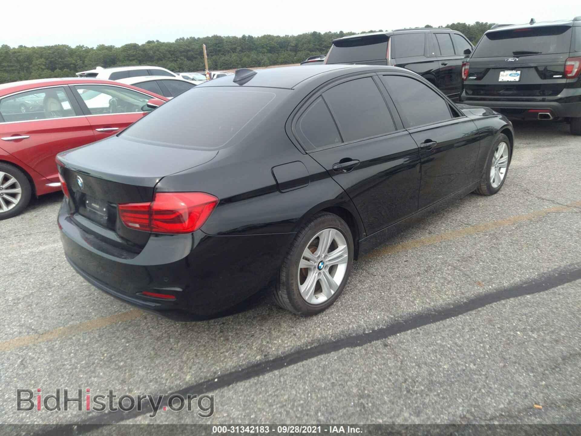 2016 BMW 3 SERIES - VIN: WBA8E3G57GNU02230 - Фото 4