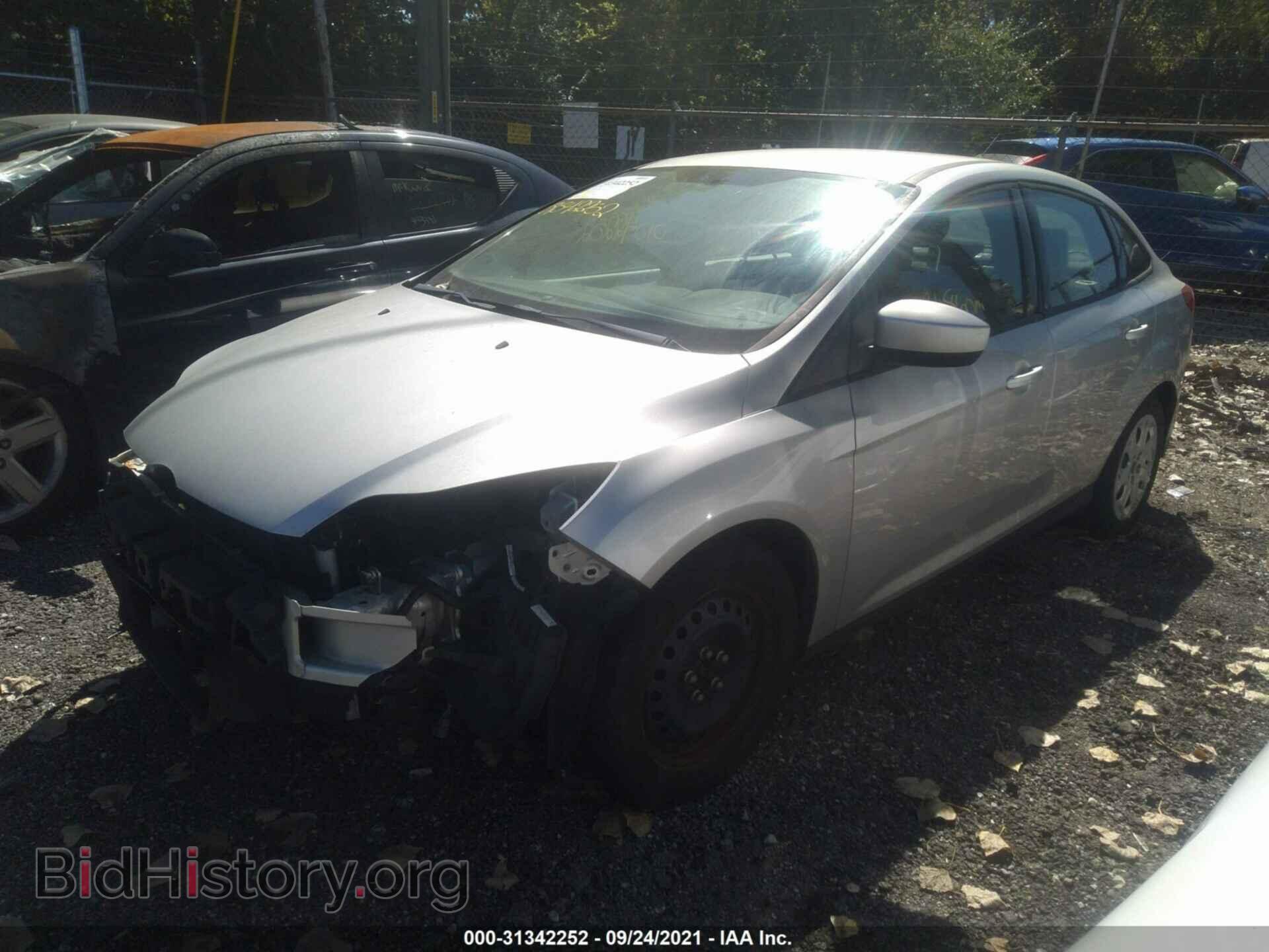 2012 FORD FOCUS - VIN: 1FAHP3F24CL361507 - Фото 2