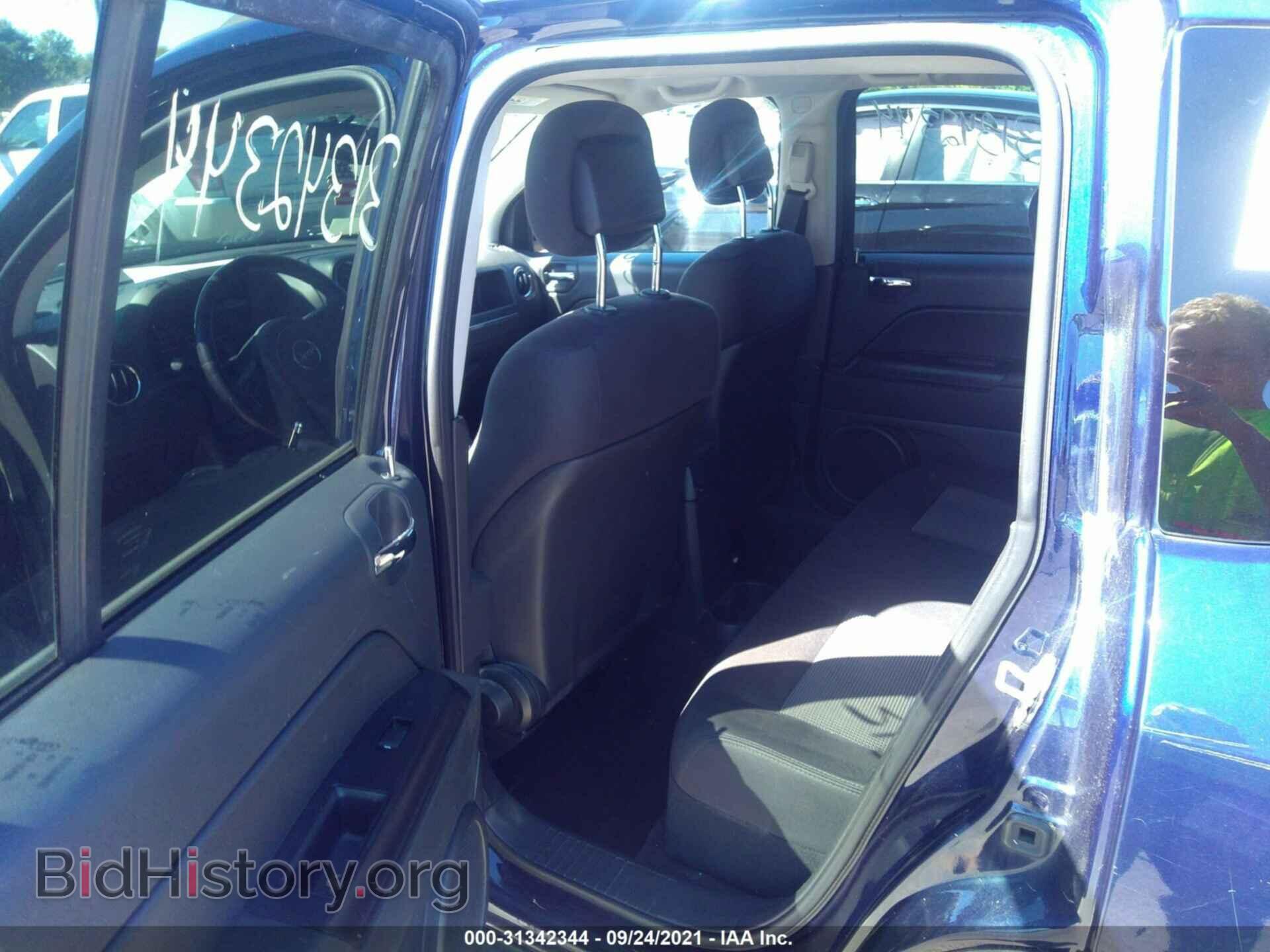 2013 JEEP COMPASS - VIN: 1C4NJCEB4DD193881 - Фото 8