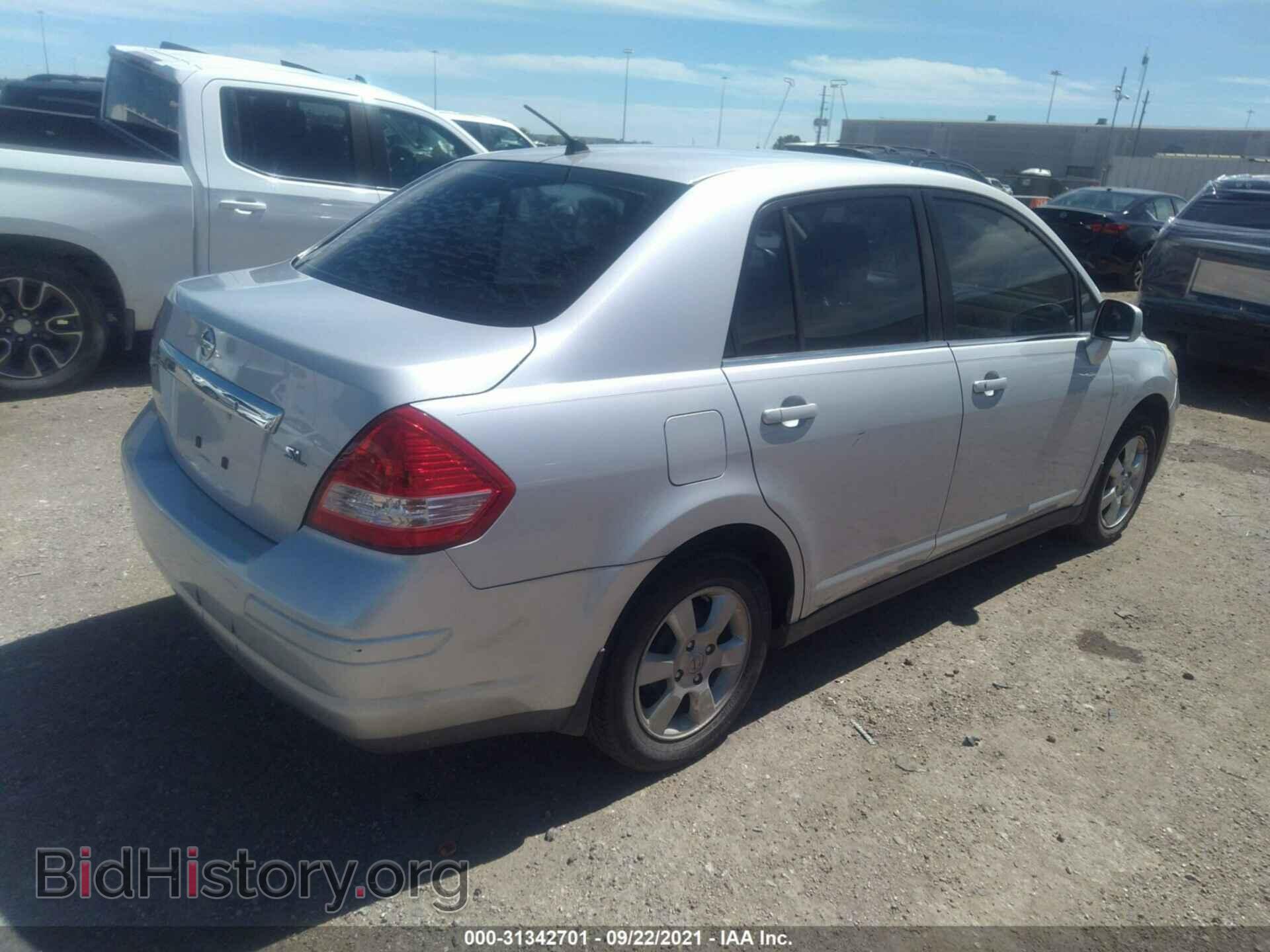 2007 NISSAN VERSA - VIN: 3N1BC11E97L400137 - Фото 4