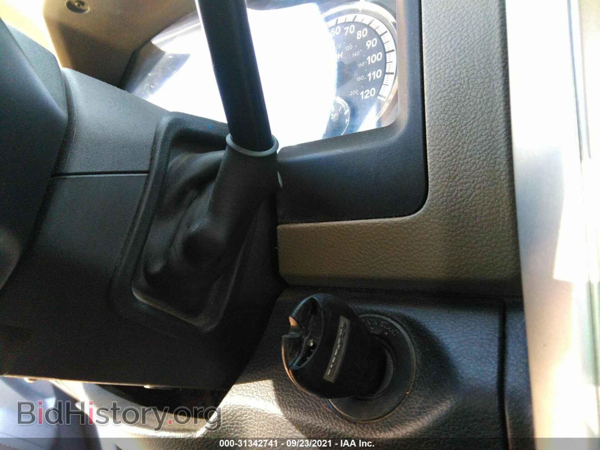 2011 RAM 1500 - VIN: 1D7RB1GPXBS577559 - Фото 11