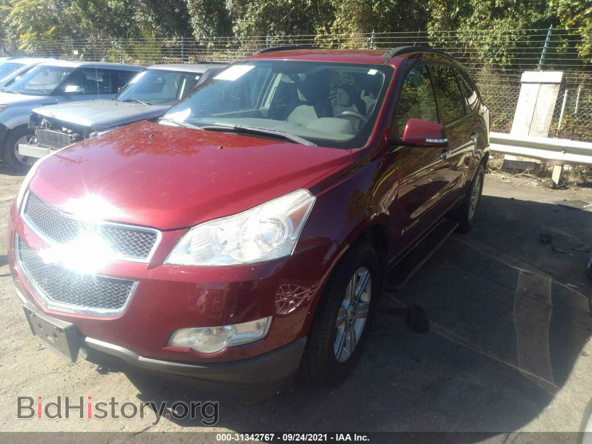 2009 CHEVROLET TRAVERSE - VIN: 1GNER23D19S148558 - Фото 2