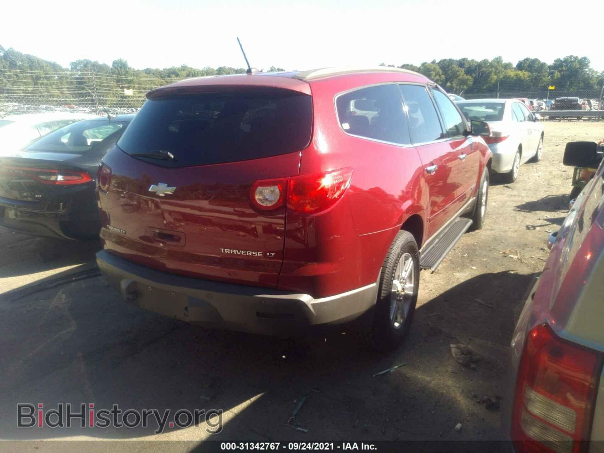 2009 CHEVROLET TRAVERSE - VIN: 1GNER23D19S148558 - Фото 4