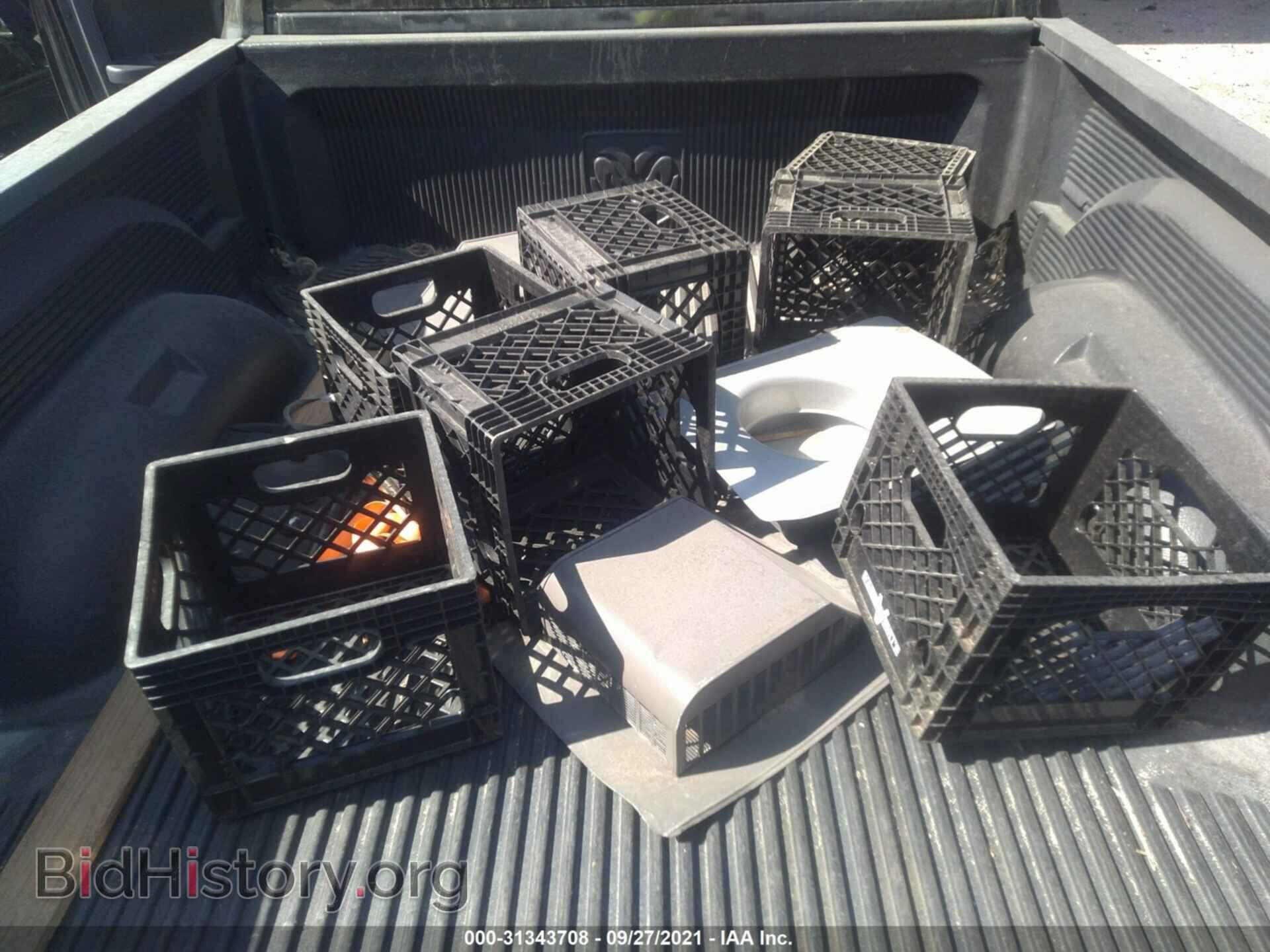 2011 RAM 1500 - VIN: 1D7RB1GK9BS567755 - Фото 4