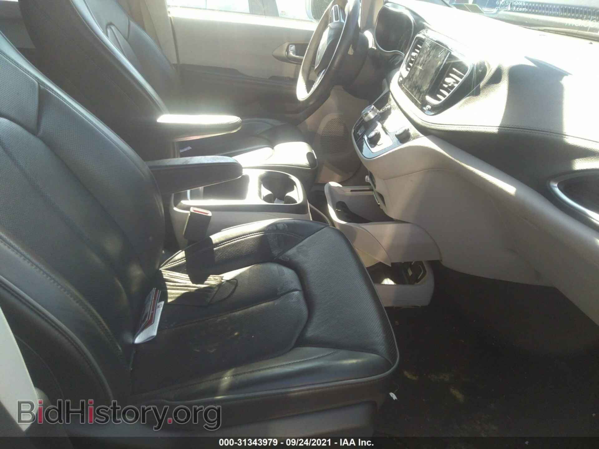 2019 CHRYSLER PACIFICA - VIN: 2C4RC1GG7KR732058 - Фото 5