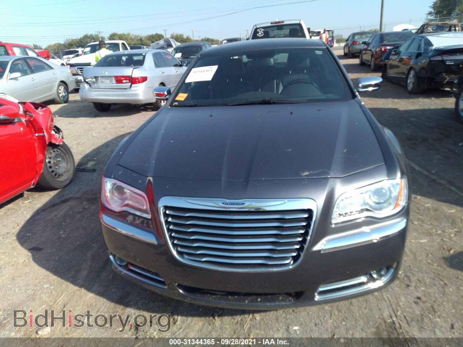 2014 CHRYSLER 300 - VIN: 2C3CCAET1EH382902 - Photo 6