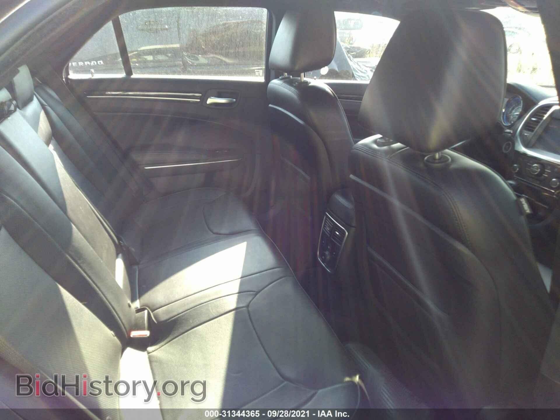 2014 CHRYSLER 300 - VIN: 2C3CCAET1EH382902 - Photo 8