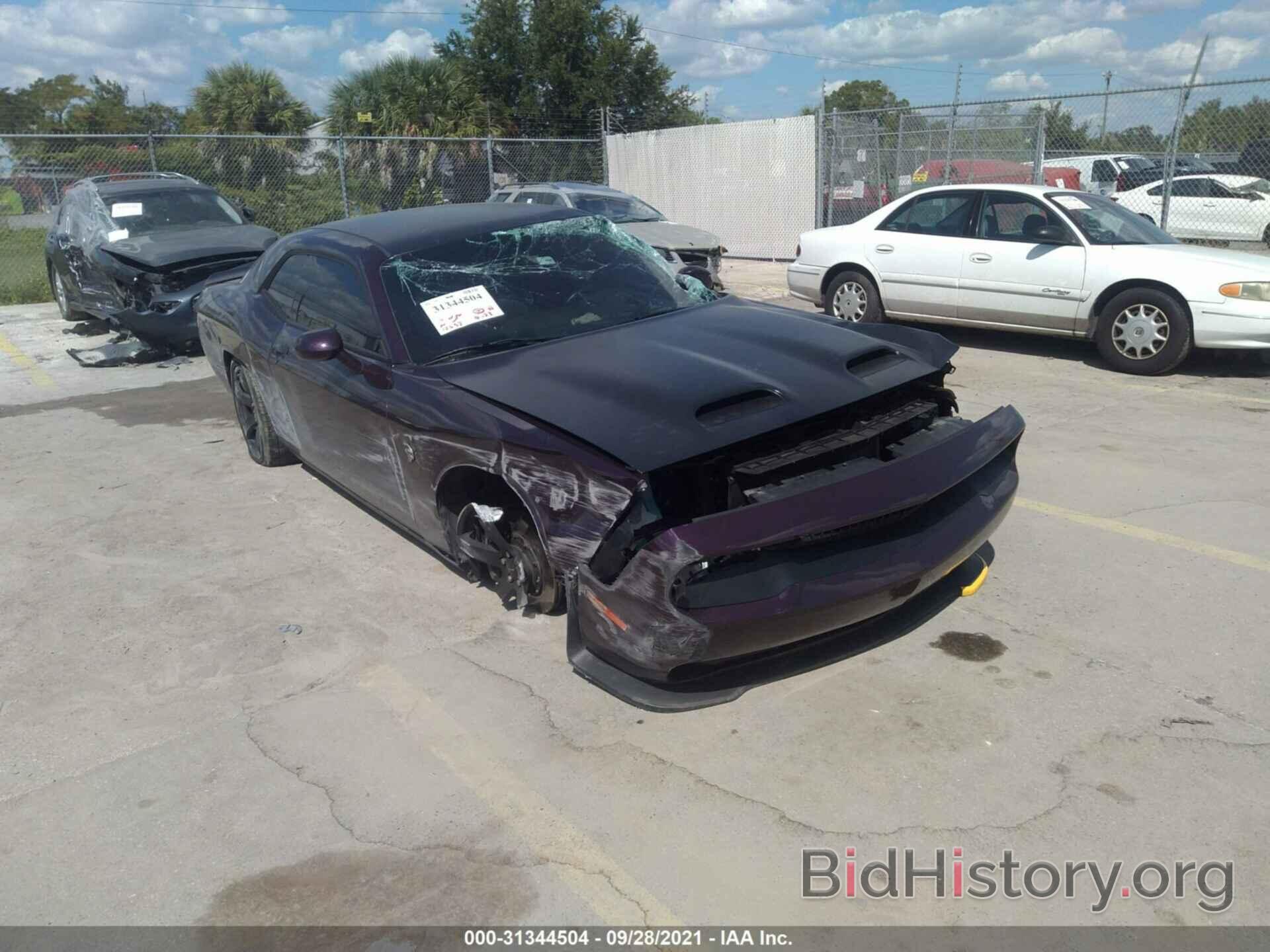 Photo 2C3CDZC99LH234951 - DODGE CHALLENGER 2020