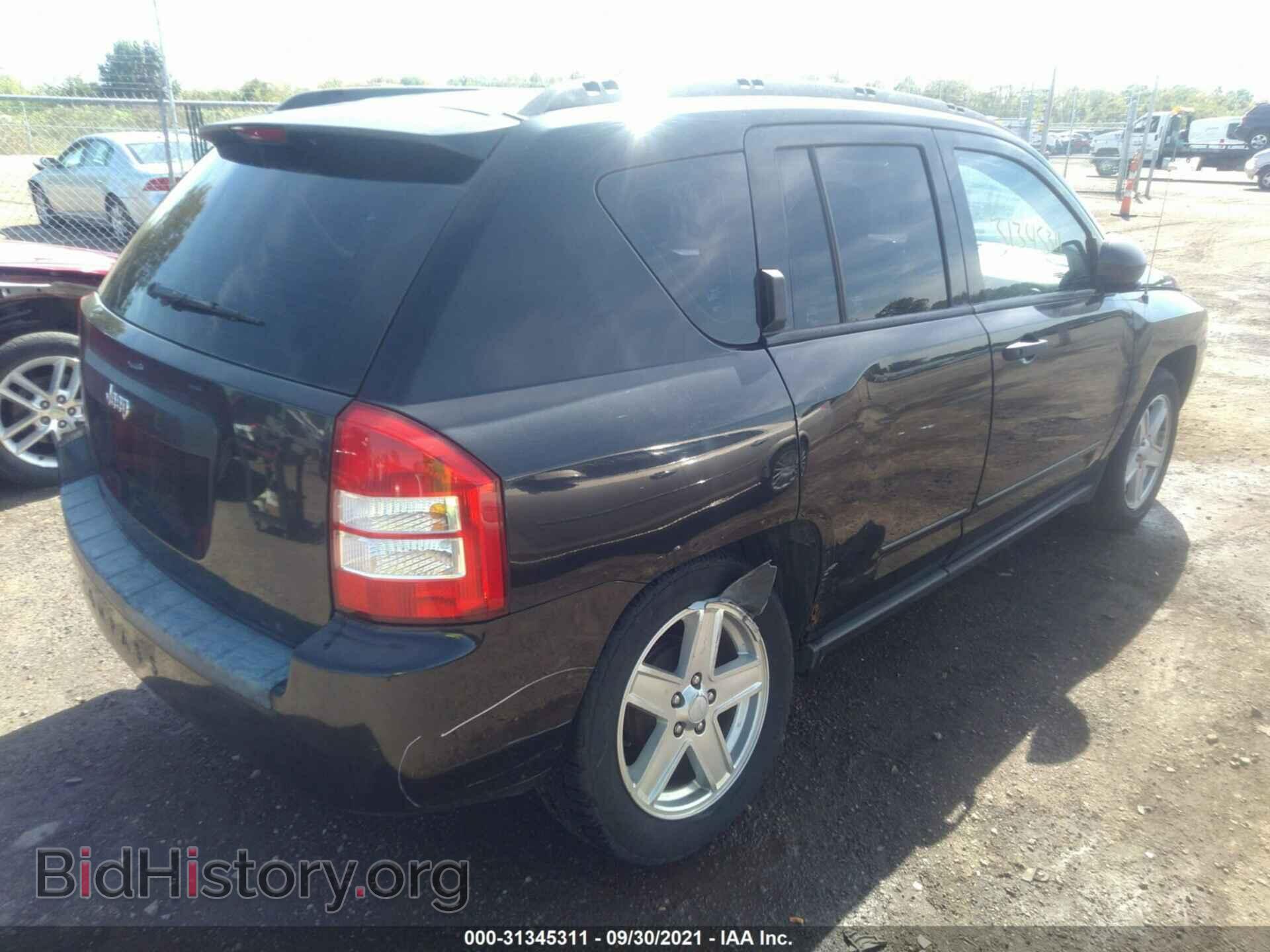 2009 JEEP COMPASS - VIN: 1J4FT47B99D122016 - Фото 4