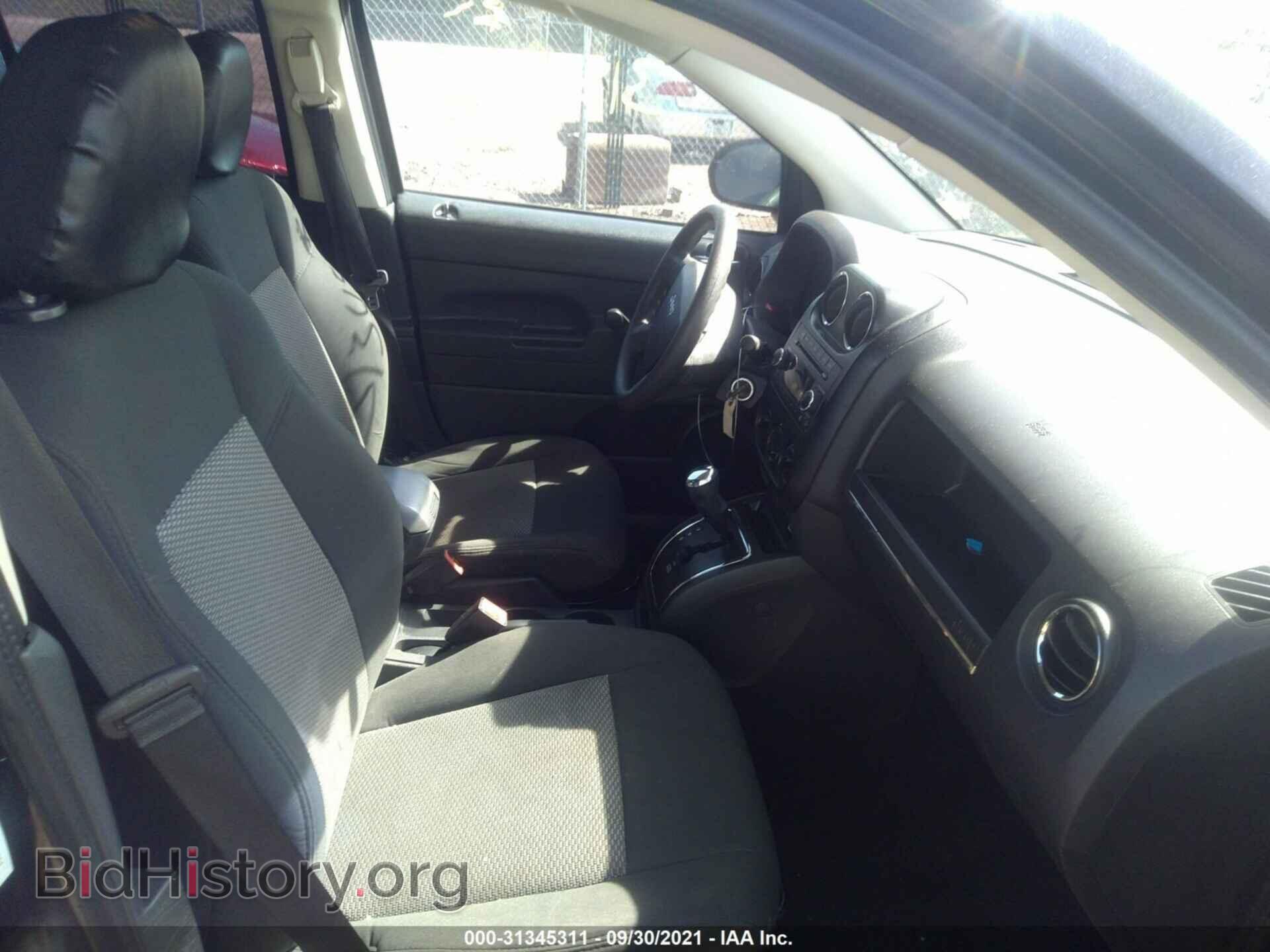 2009 JEEP COMPASS - VIN: 1J4FT47B99D122016 - Фото 5