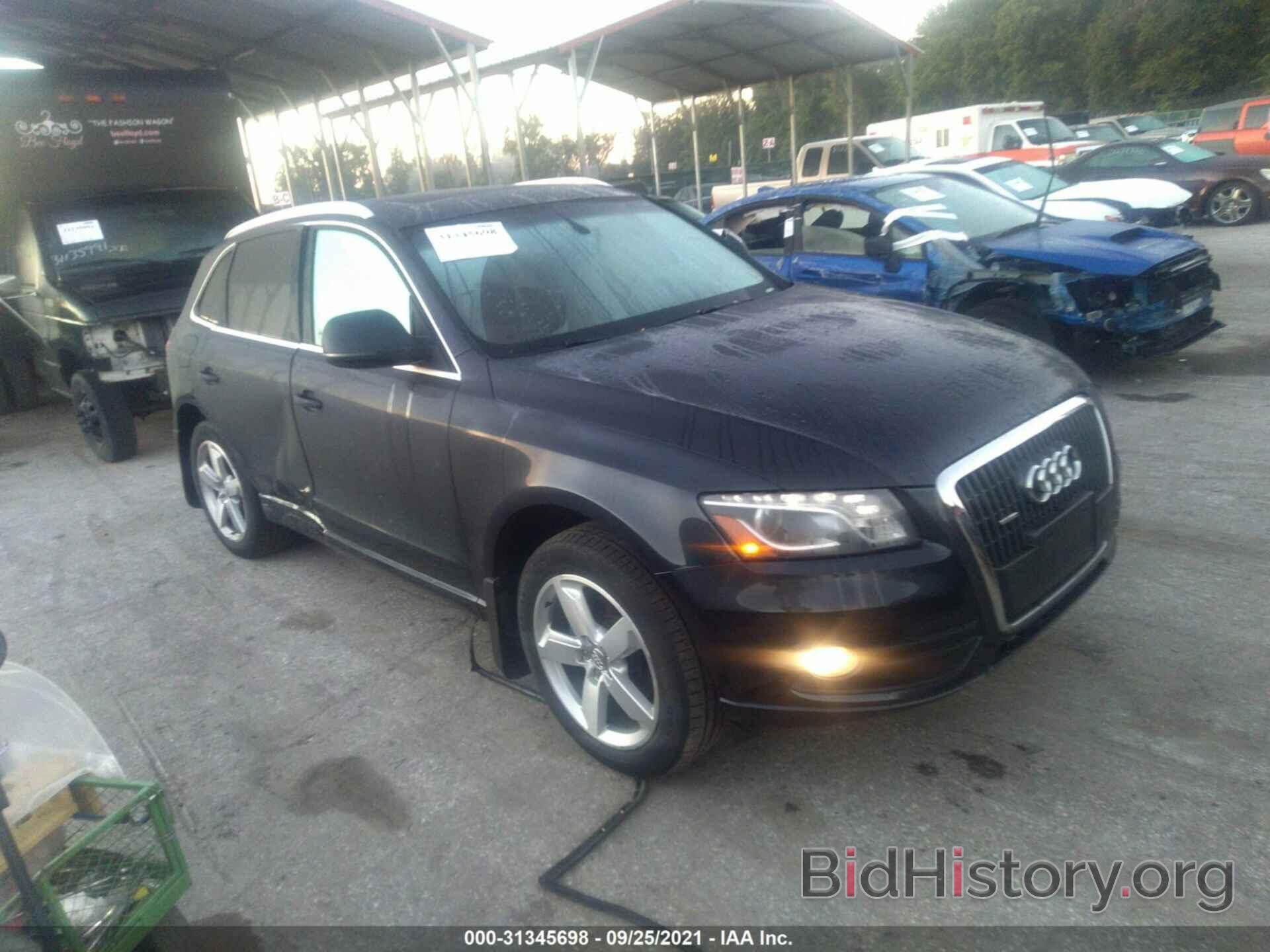 Фотография WA1LFAFP8CA082784 - AUDI Q5 2012