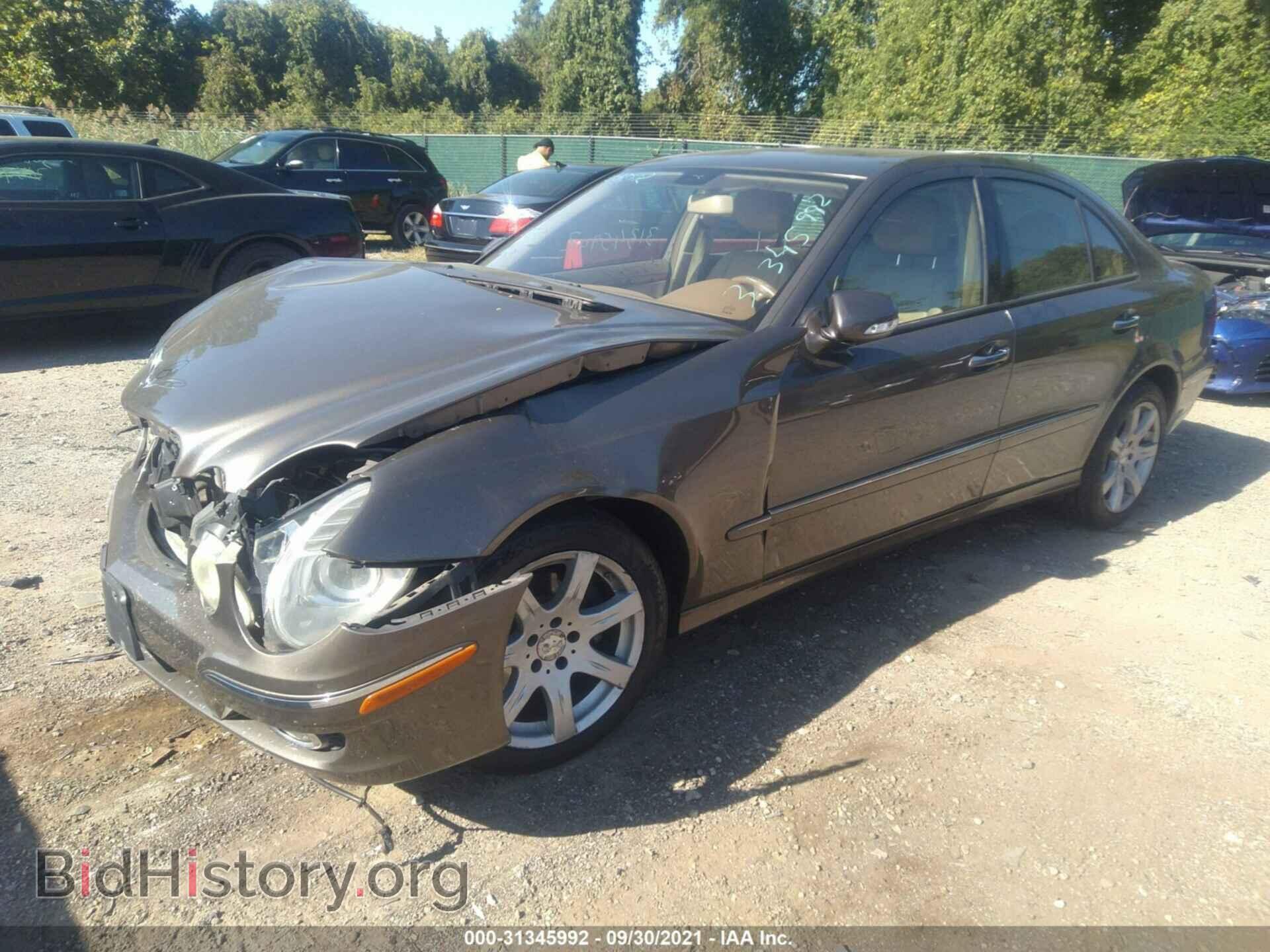2008 MERCEDES-BENZ E-CLASS - VIN: WDBUF87XX8B340871 - Фото 2