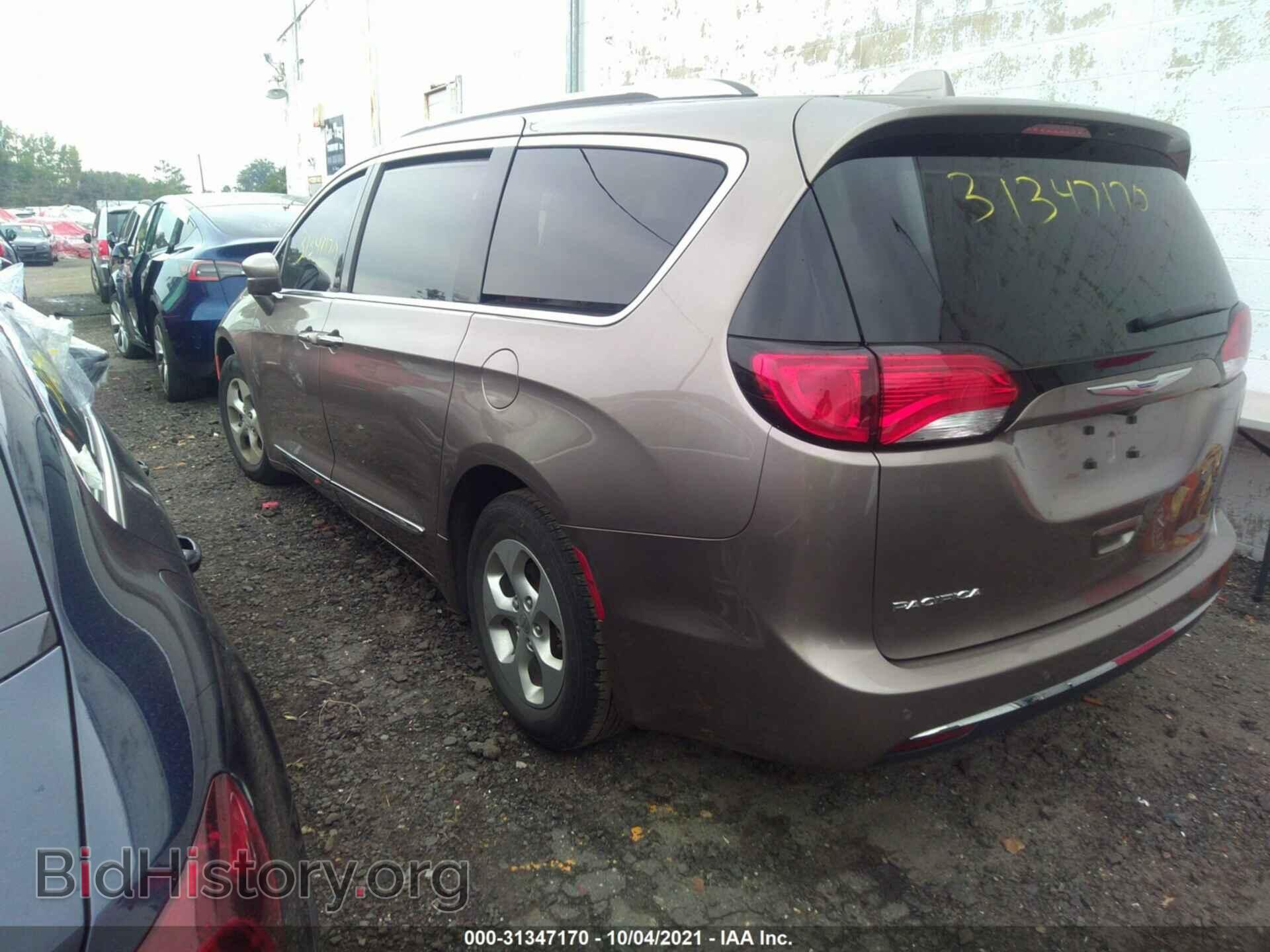 2017 CHRYSLER PACIFICA - VIN: 2C4RC1EG2HR730388 - Photo 3