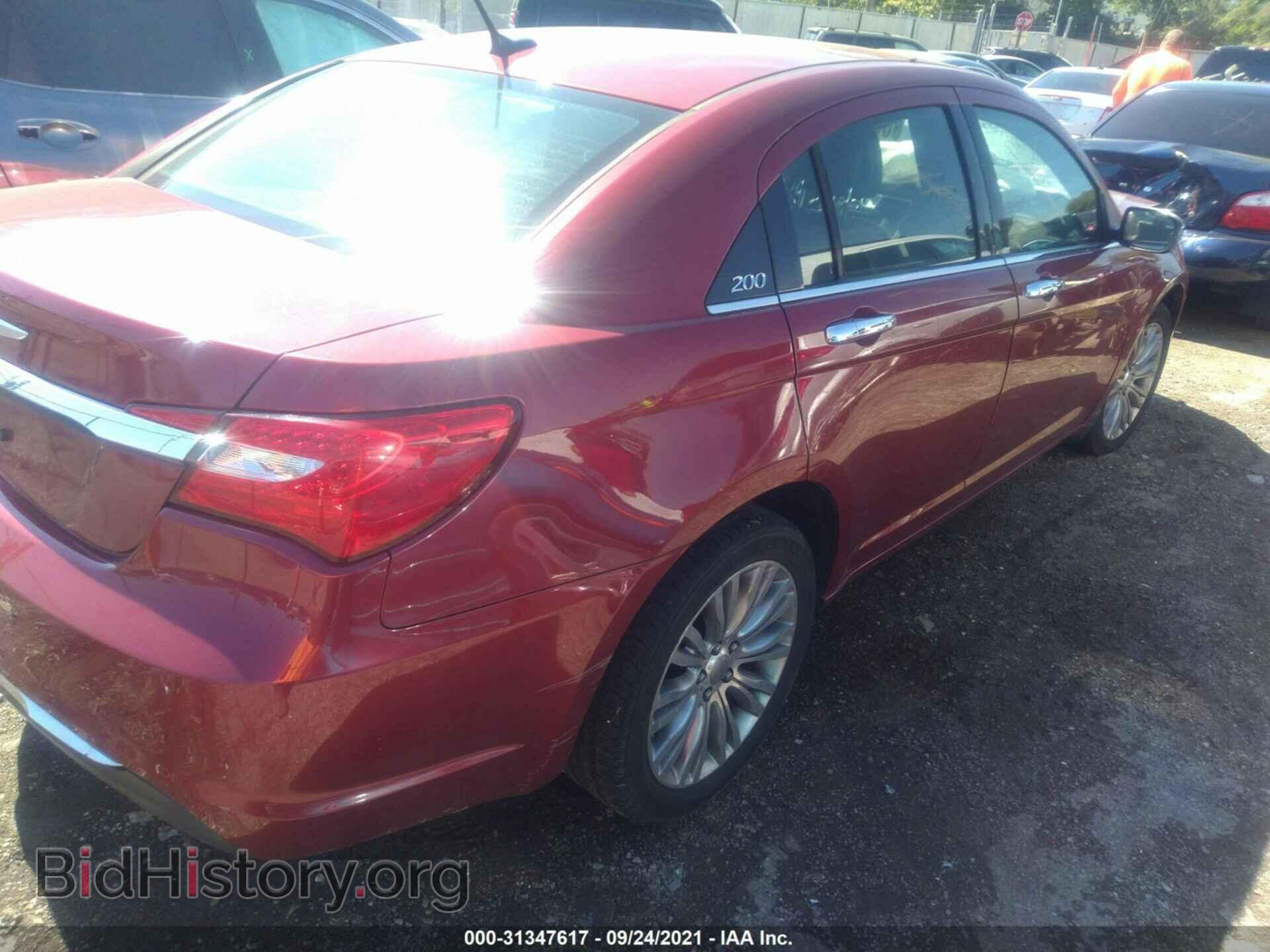 2012 CHRYSLER 200 - VIN: 1C3CCBCB8CN180613 - Photo 4