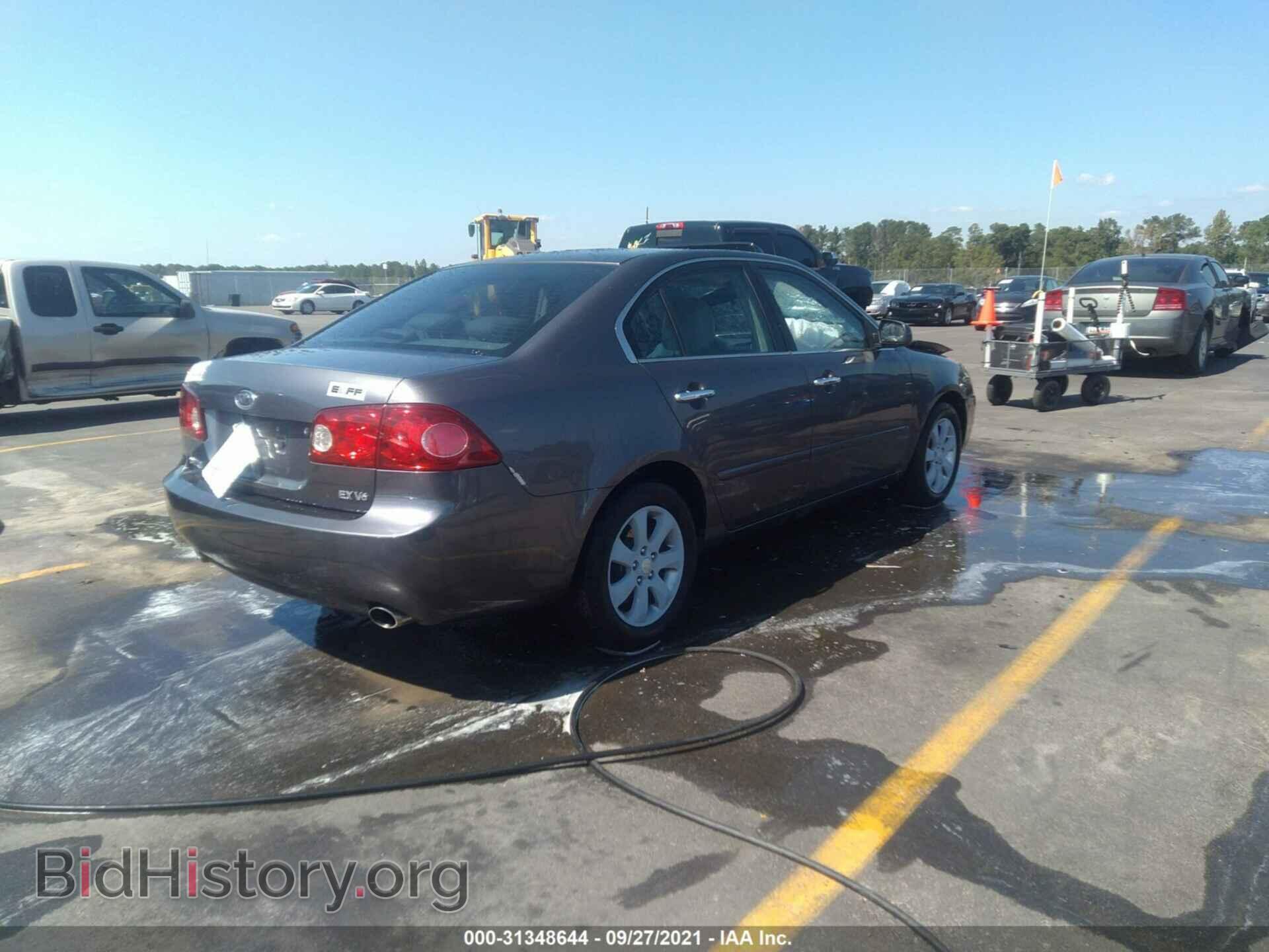2006 KIA OPTIMA - VIN: KNAGE124165049755 - Фото 4