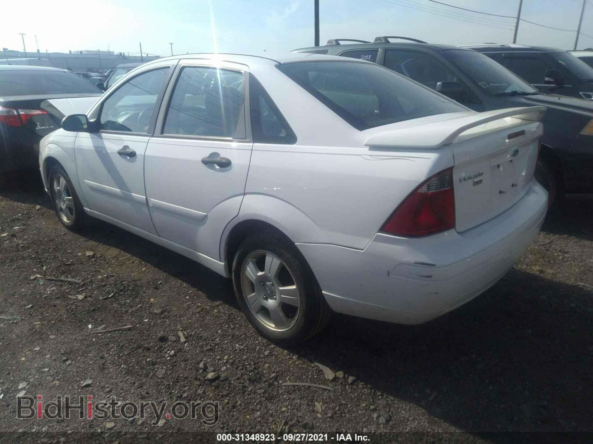 2007 FORD FOCUS - VIN: 1FAFP34N87W255909 - Фото 3