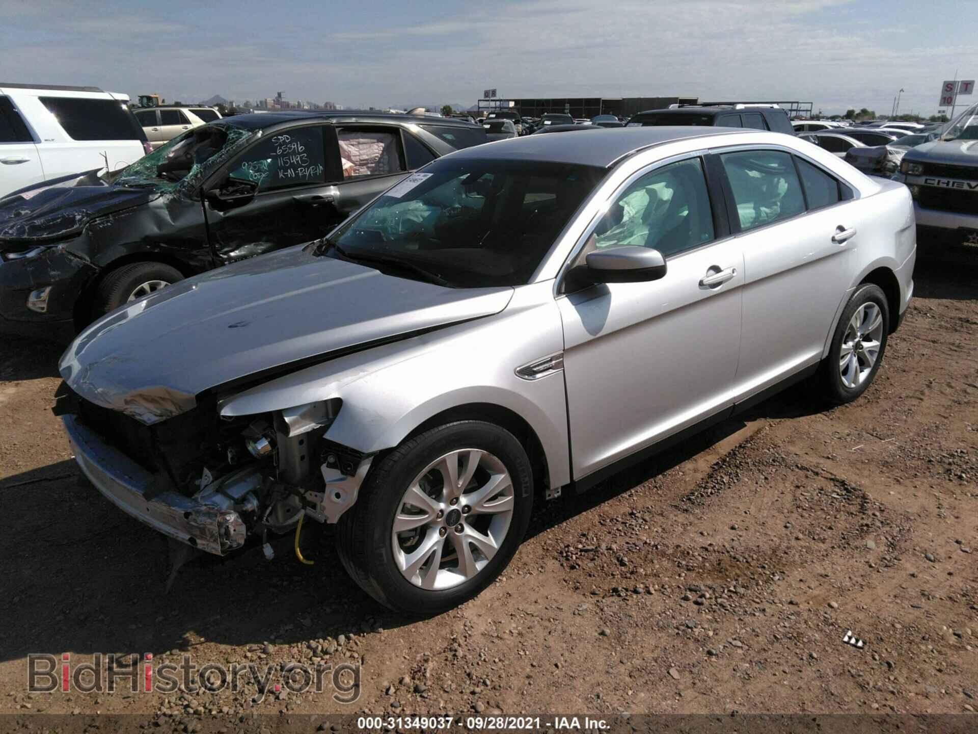 2011 FORD TAURUS - VIN: 1FAHP2EW6BG112941 - Фото 2
