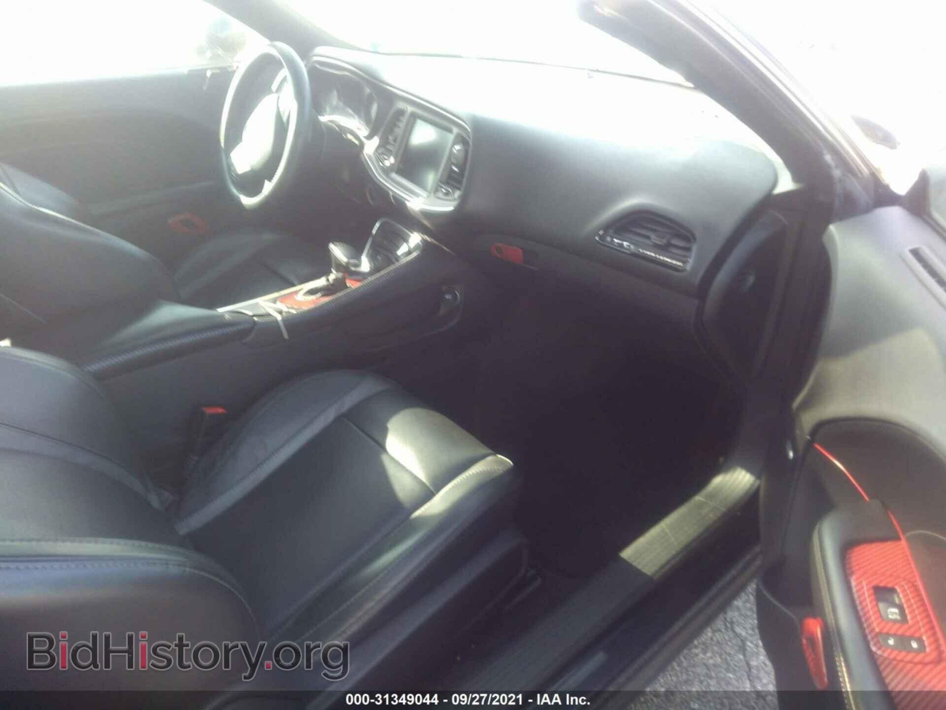 2016 DODGE CHALLENGER - VIN: 2C3CDZAG5GH142887 - Фото 5