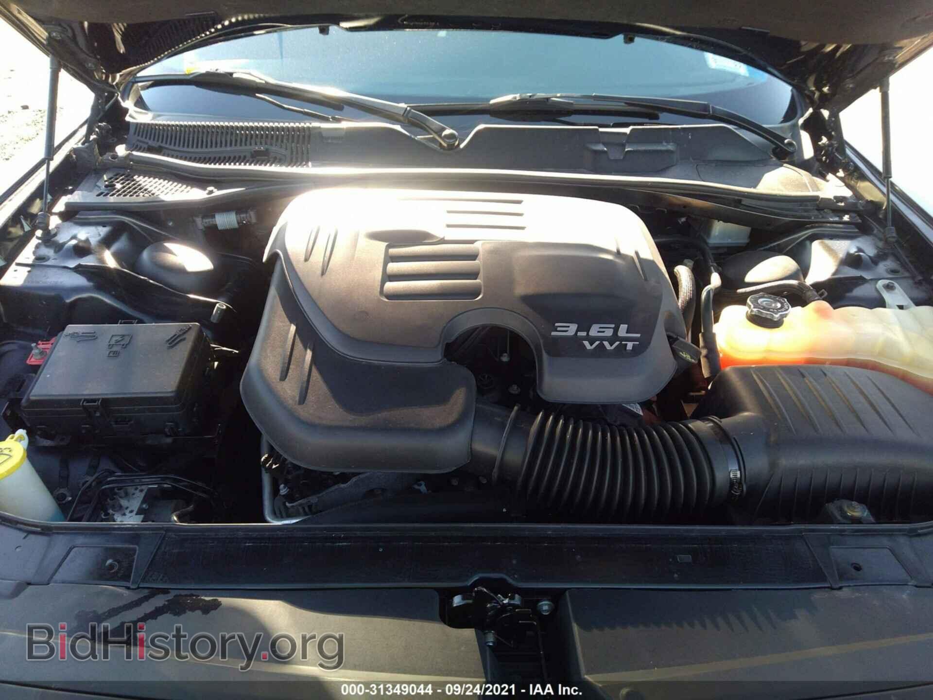 2016 DODGE CHALLENGER - VIN: 2C3CDZAG5GH142887 - Фото 10