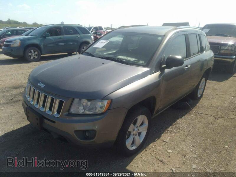 2011 Jeep COMPASS (VIN 1J4NF5FB1BD218416) — photo 2 of 11