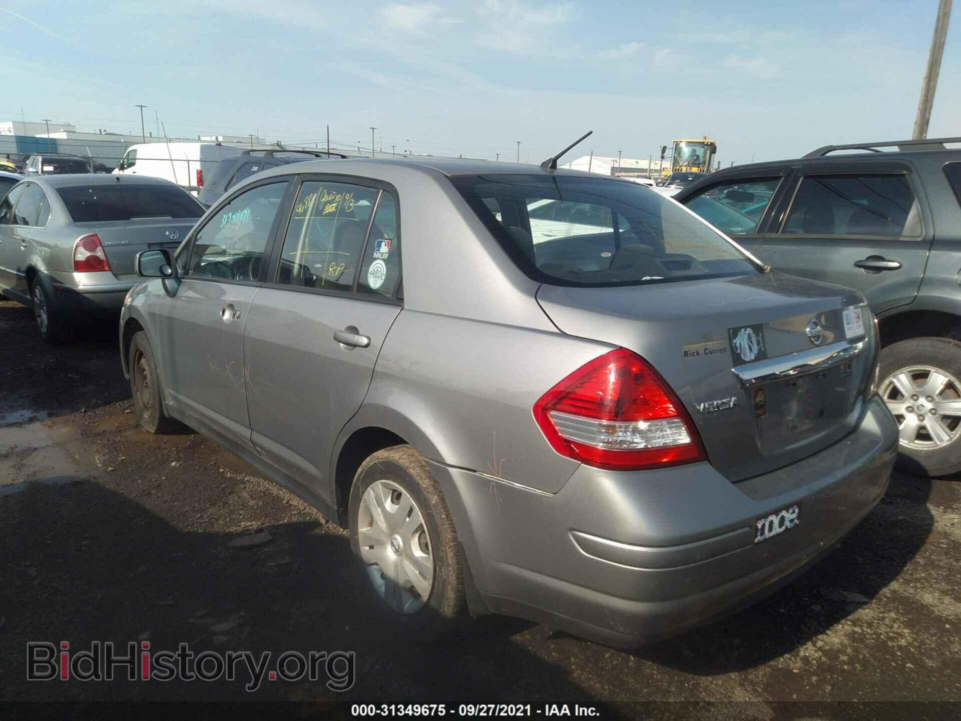 2011 NISSAN VERSA - VIN: 3N1BC1AP1BL401972 - Фото 3