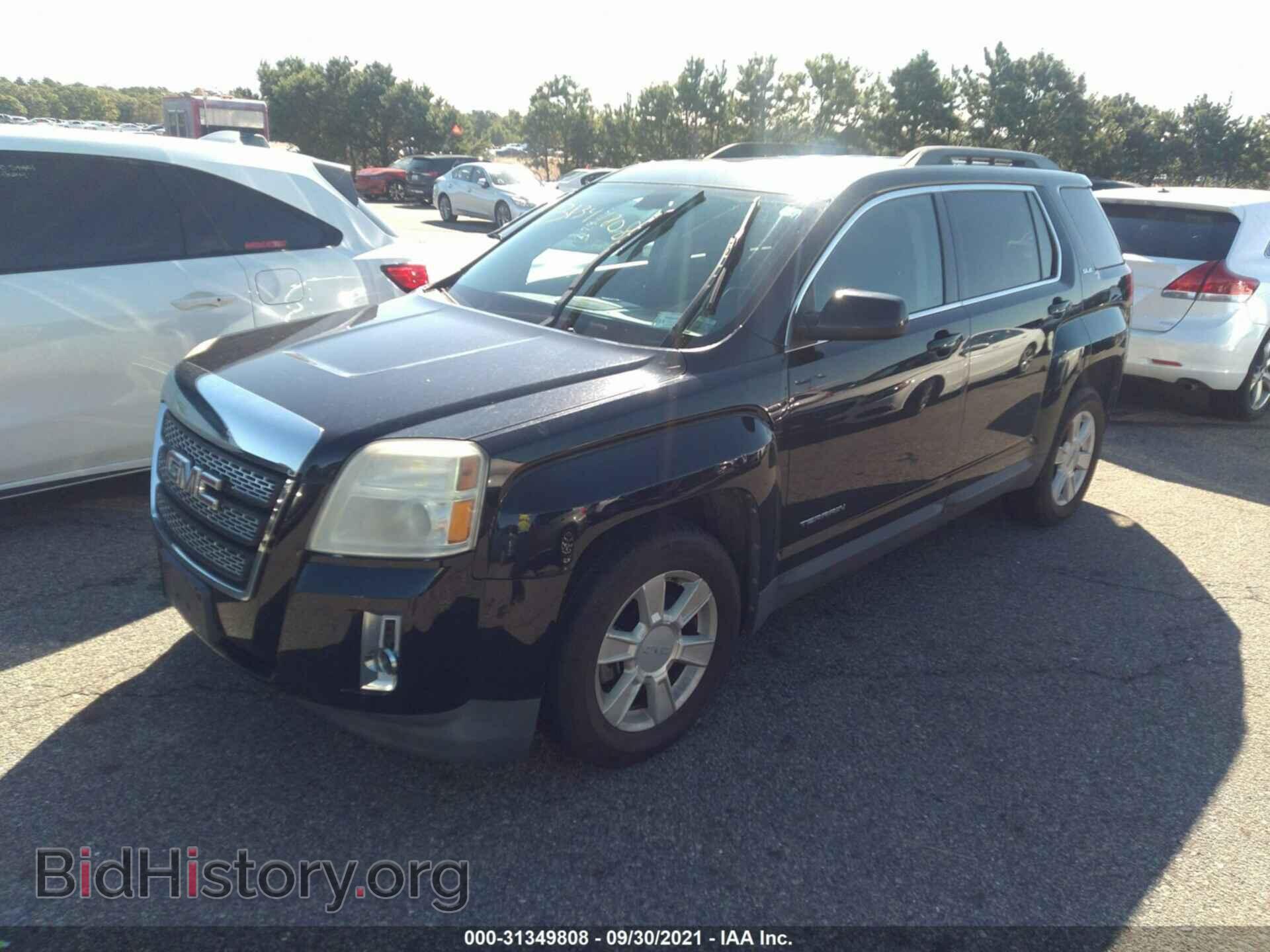 2010 GMC TERRAIN - VIN: 2CTFLEEW8A6267086 - Photo 2