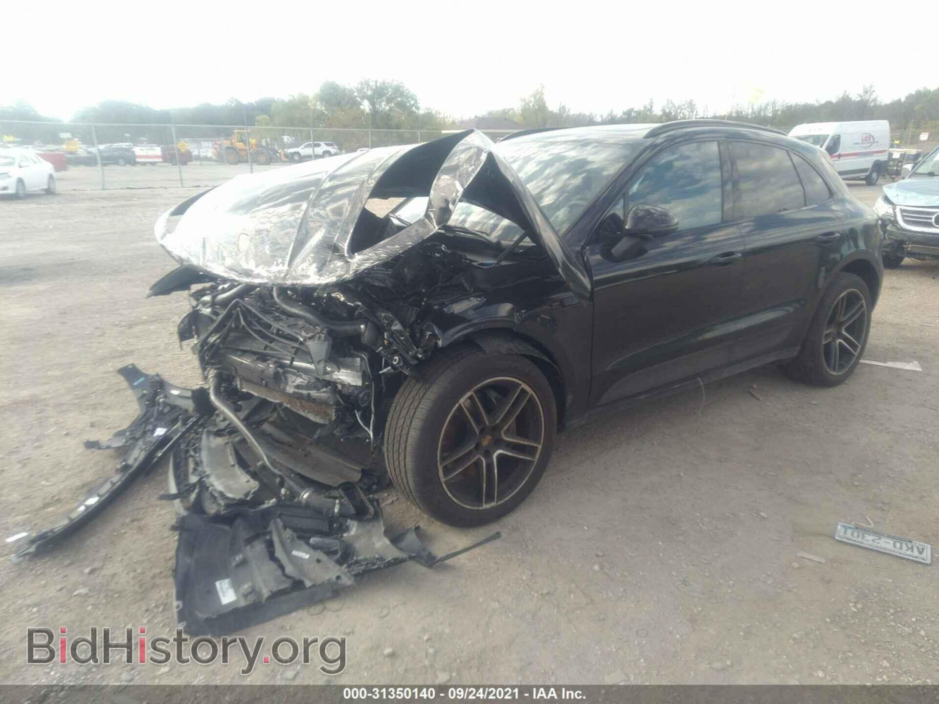 2020 PORSCHE MACAN - VIN: WP1AB2A59LLB37623 - Photo 2