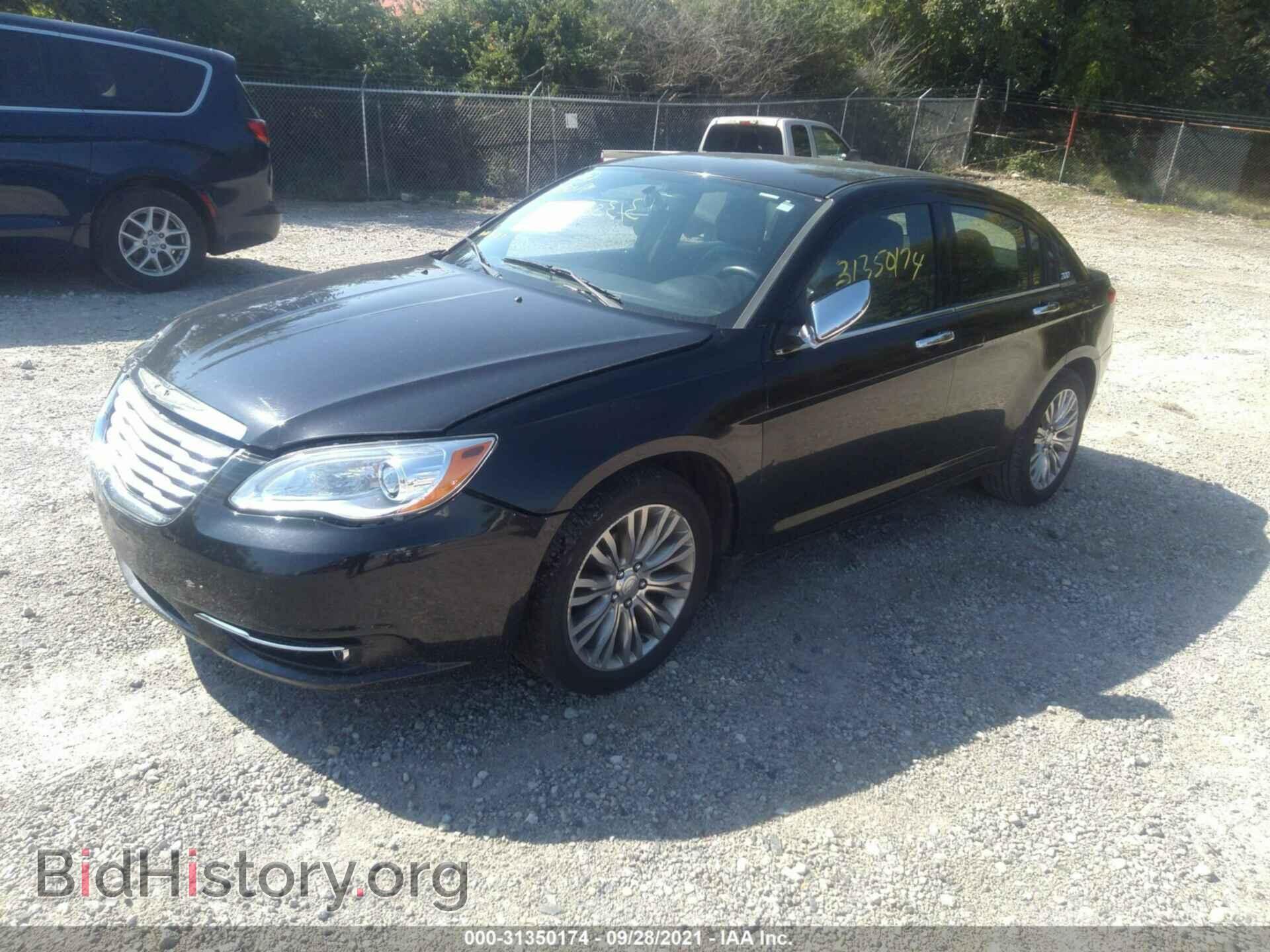 2012 CHRYSLER 200 - VIN: 1C3CCBCB0CN278986 - Фото 2