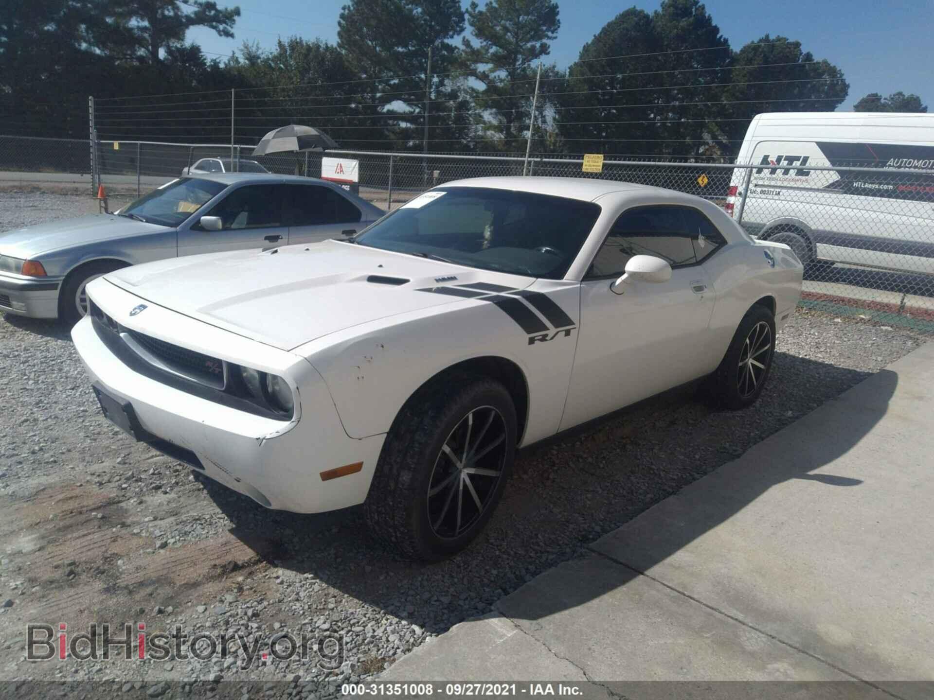 2009 DODGE CHALLENGER - VIN: 2B3LJ54T19H510329 - Фото 2