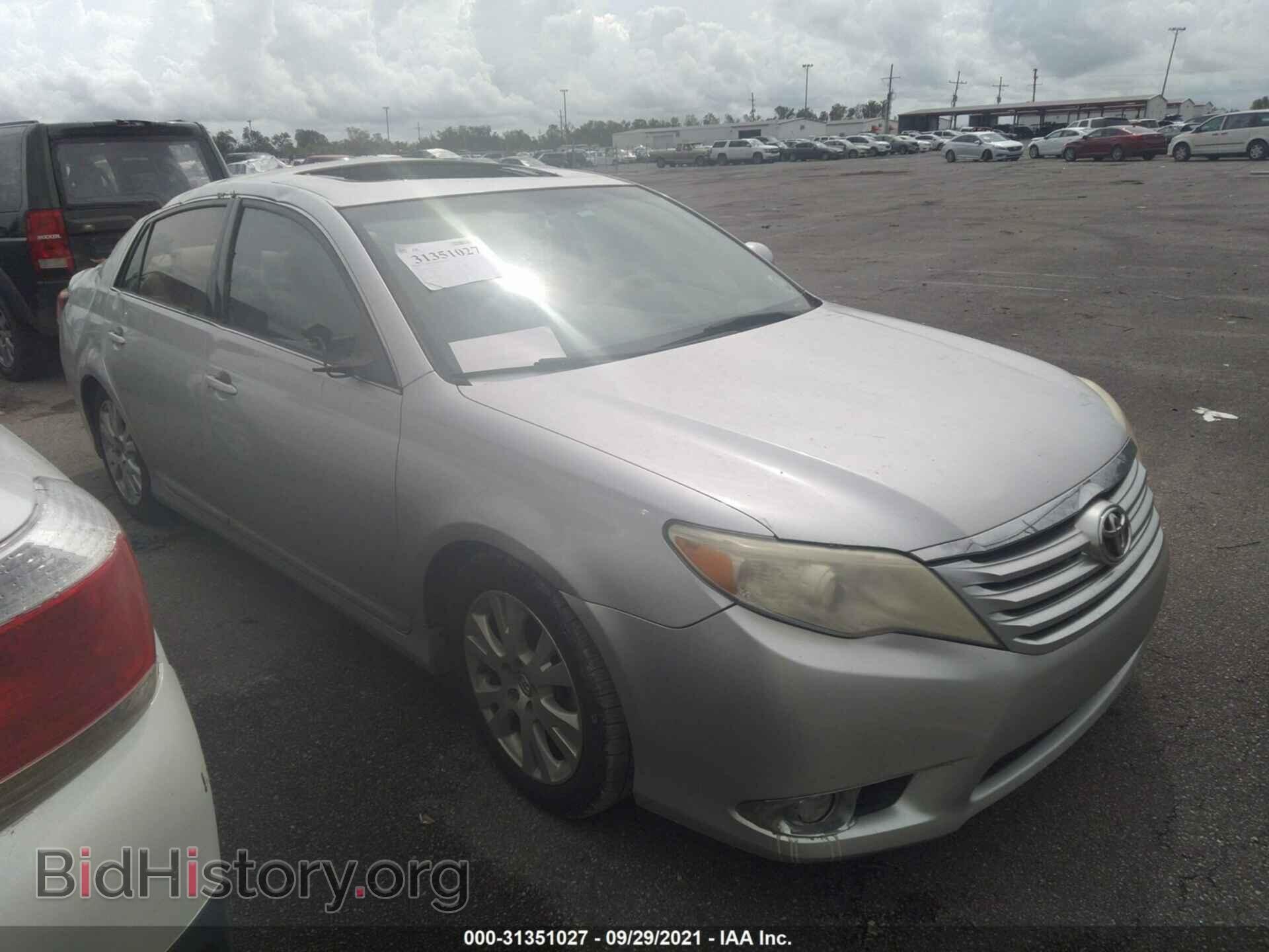 Photo 4T1BK3DB3BU375579 - TOYOTA AVALON 2011