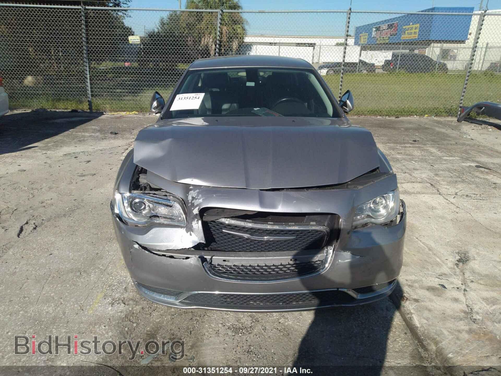 2015 CHRYSLER 300 - VIN: 2C3CCAAG4FH815557 - Фото 6