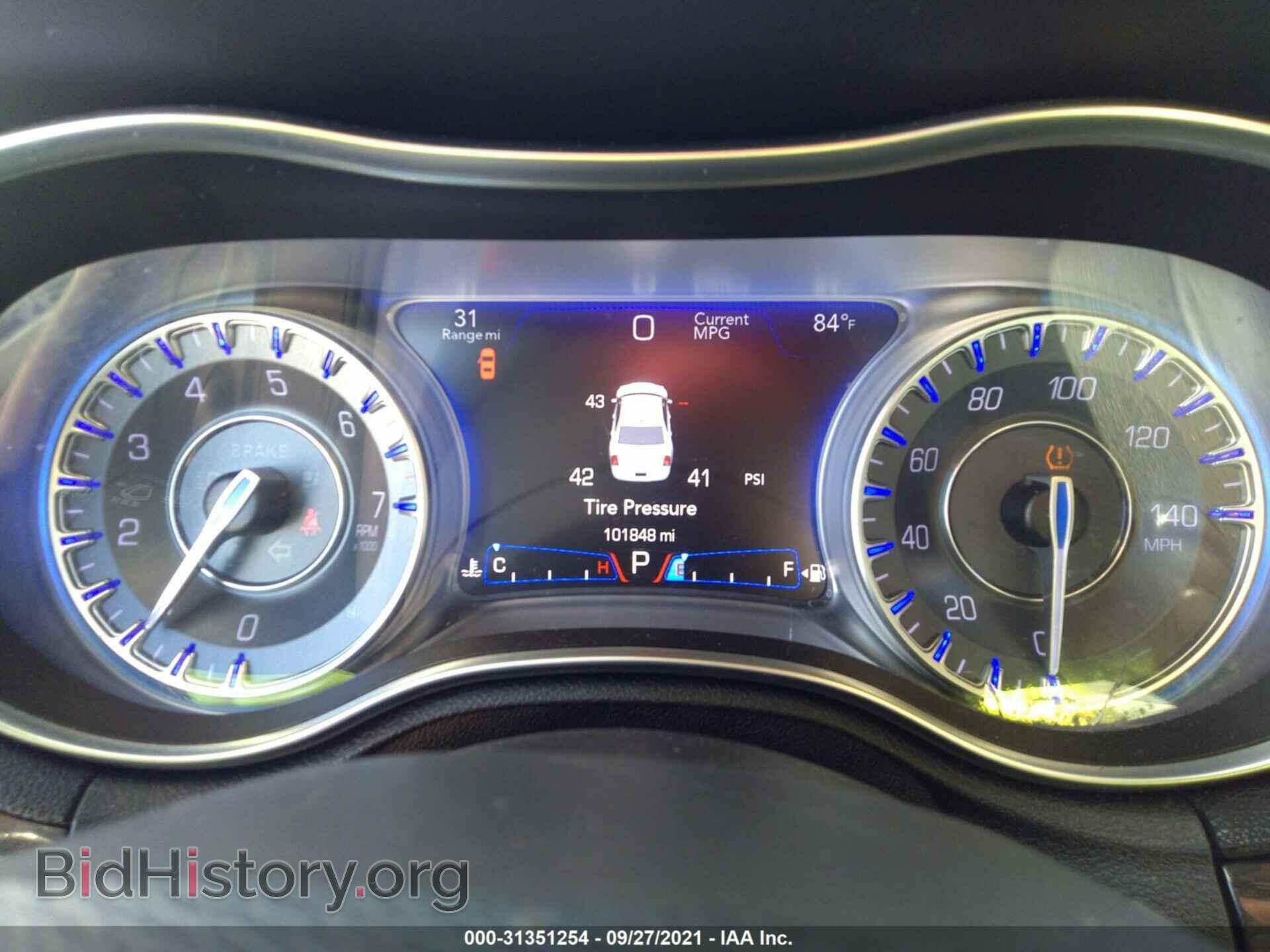2015 CHRYSLER 300 - VIN: 2C3CCAAG4FH815557 - Фото 7